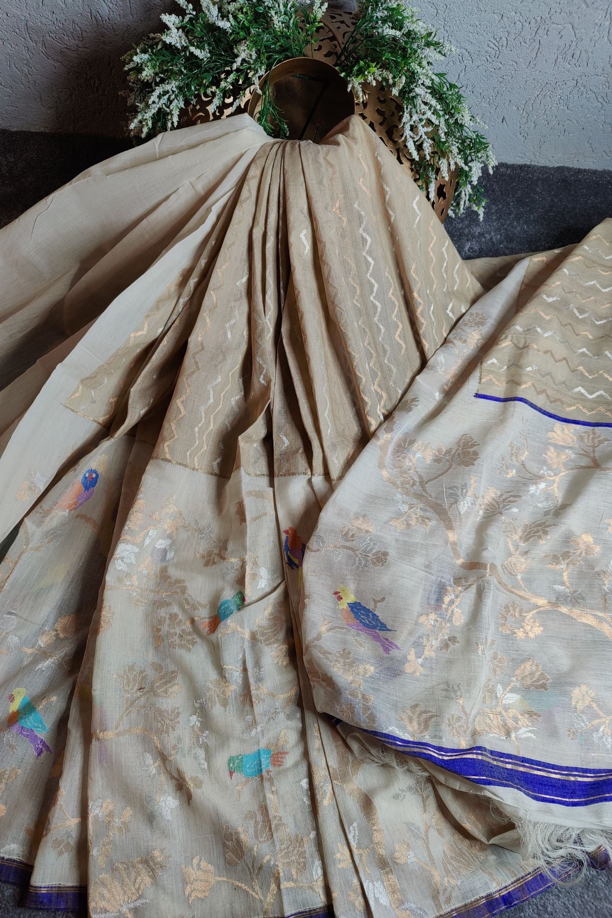 BEIGE HALF TASSAR AND HALF PONDRU KHADI PURE HANDLOOM SAREE