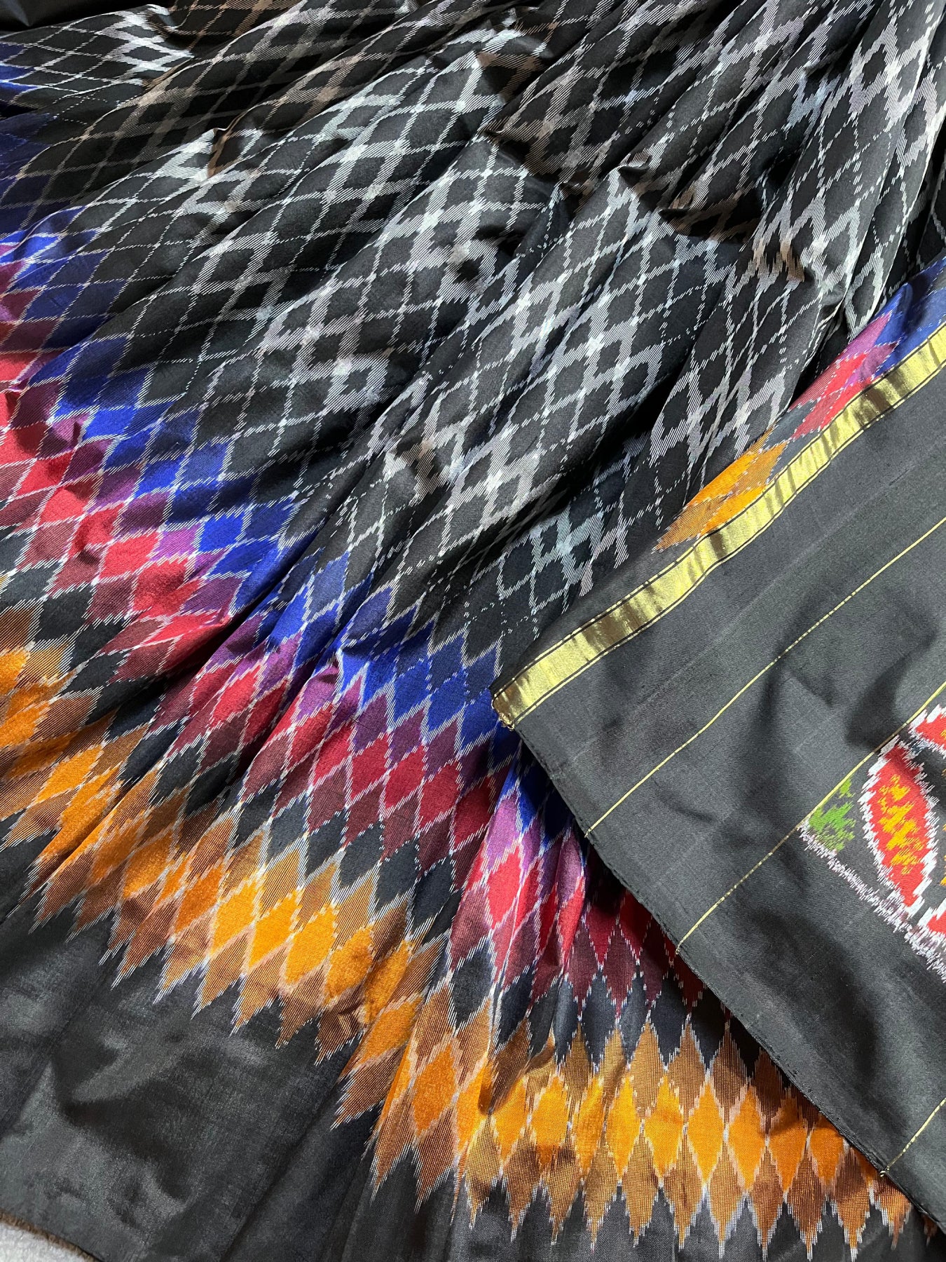 BLACK SILK PURE HANDLOOM IKKAT SAREE