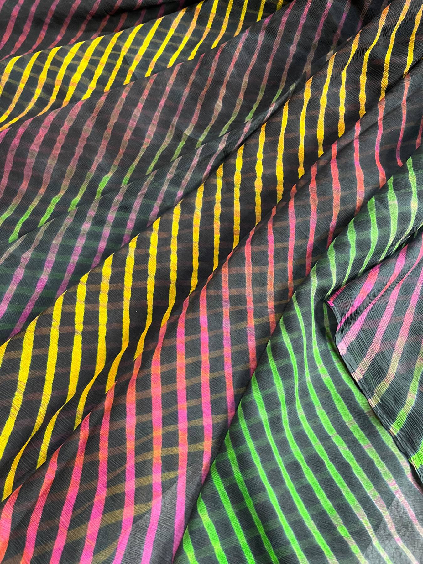 BLACK CHIFFON PURE HANDLOOM LEHERIYA SAREE