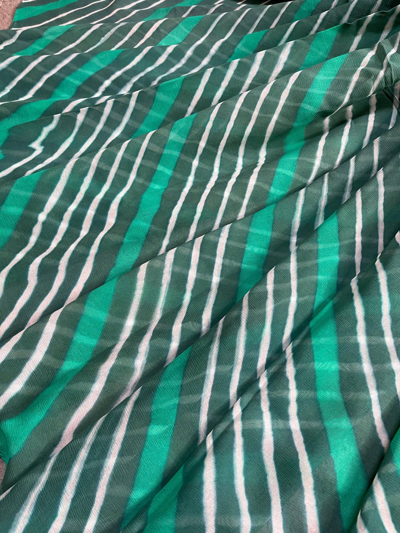 GREEN AND WHITE CHIFFON PURE HANDLOOM LEHERIYA SAREE