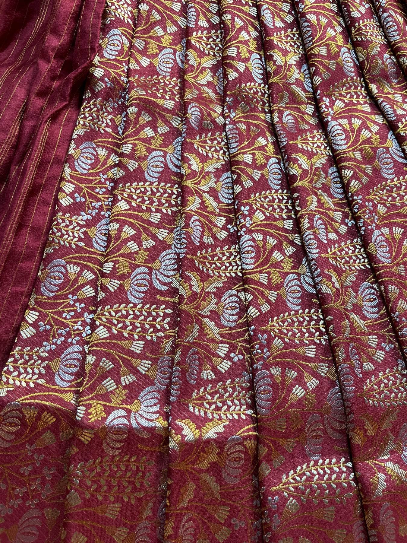 RED SILK PURE HANDLOOM BANARASI SAREE