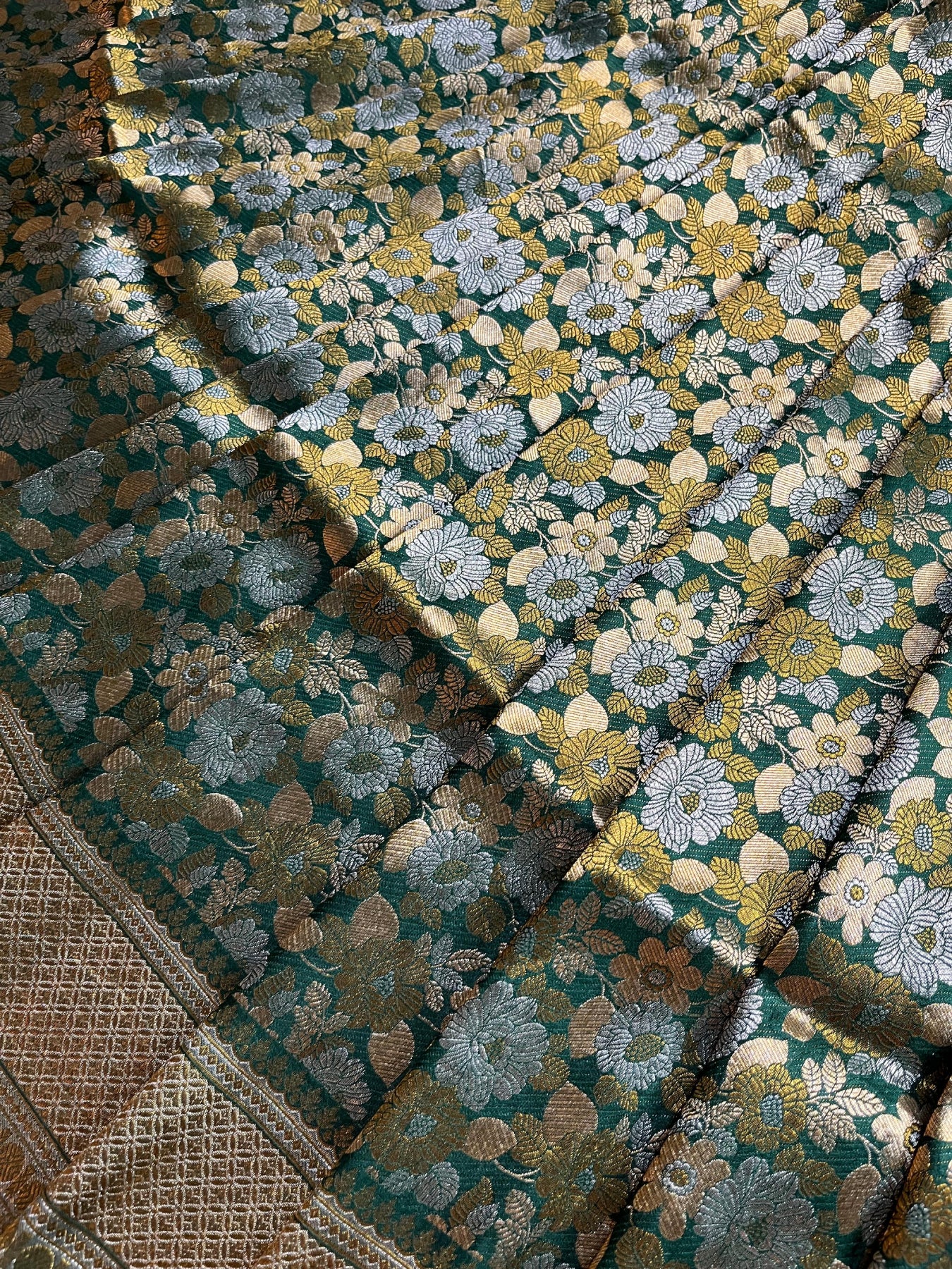 BOTTLE GREEN SILK PURE HANDLOOM BANARASI SAREE