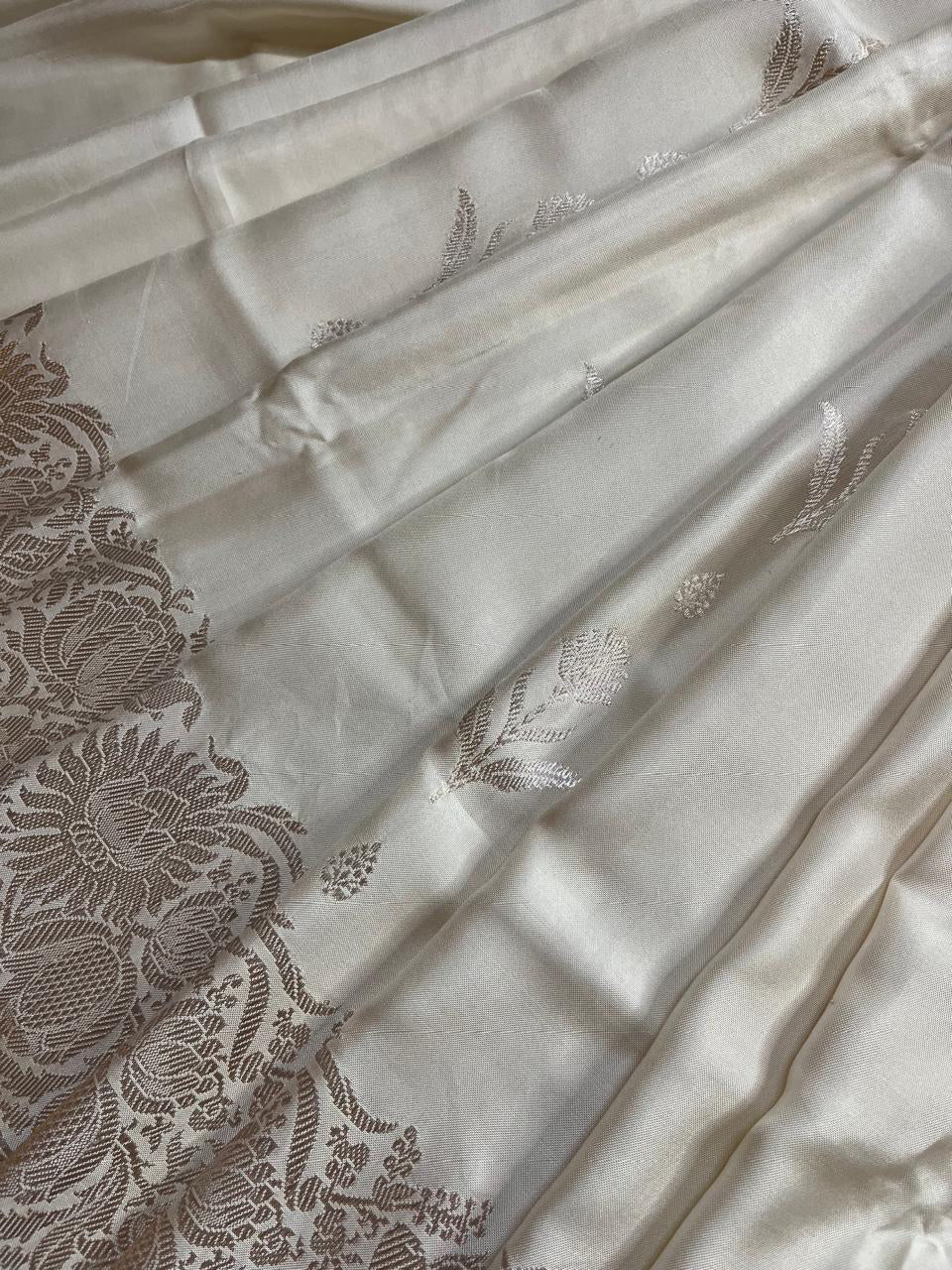 WHITE BOTH SIDE SILK PURE HANDLOOM BANARASI SAREE