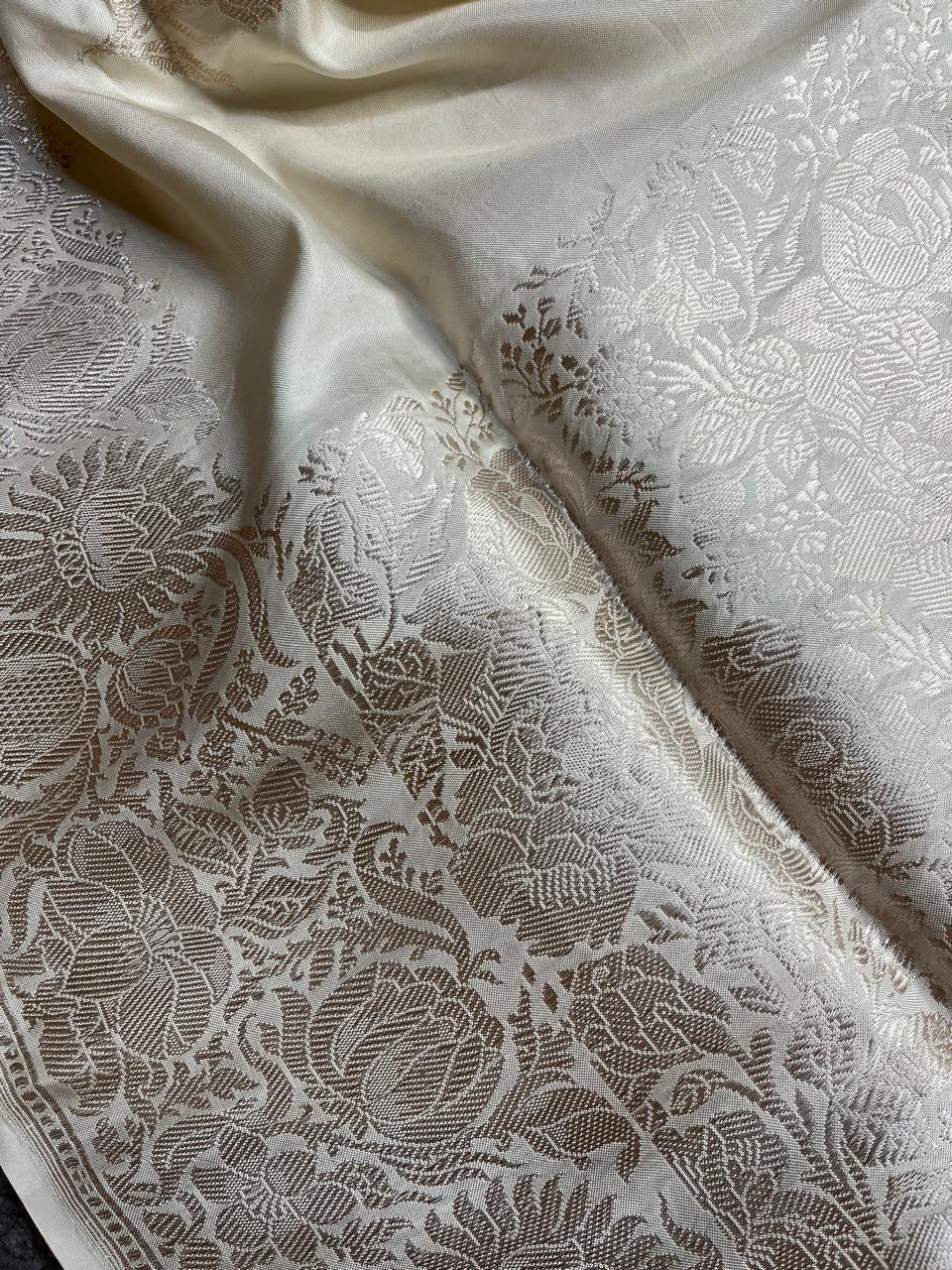 WHITE BOTH SIDE SILK PURE HANDLOOM BANARASI SAREE