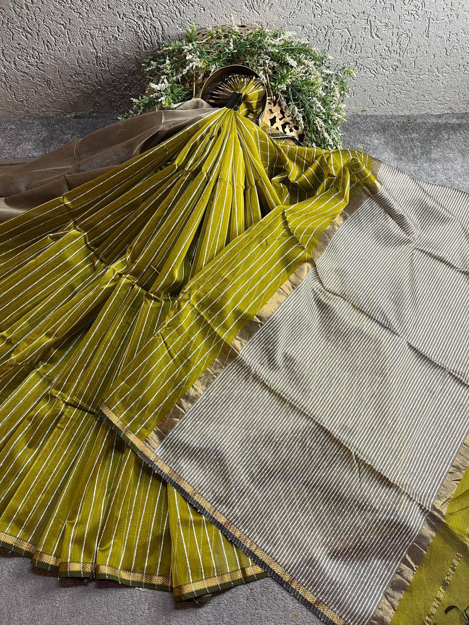 OLIVE GREEN SICO PURE HANDLOOM MAHESHWARI SAREE