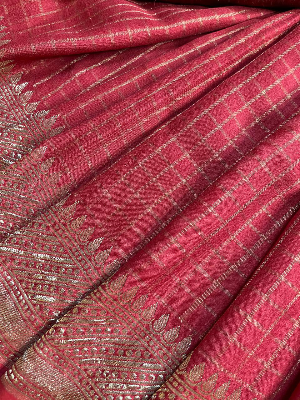 RED TASSAR PURE HANDLOOM BANARASI SAREE