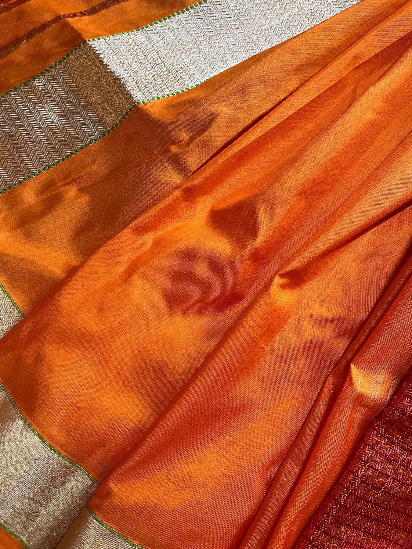 ORANGE AND RED SILK PURE HANDLOOM DO RUKHI BANARASI SAREE