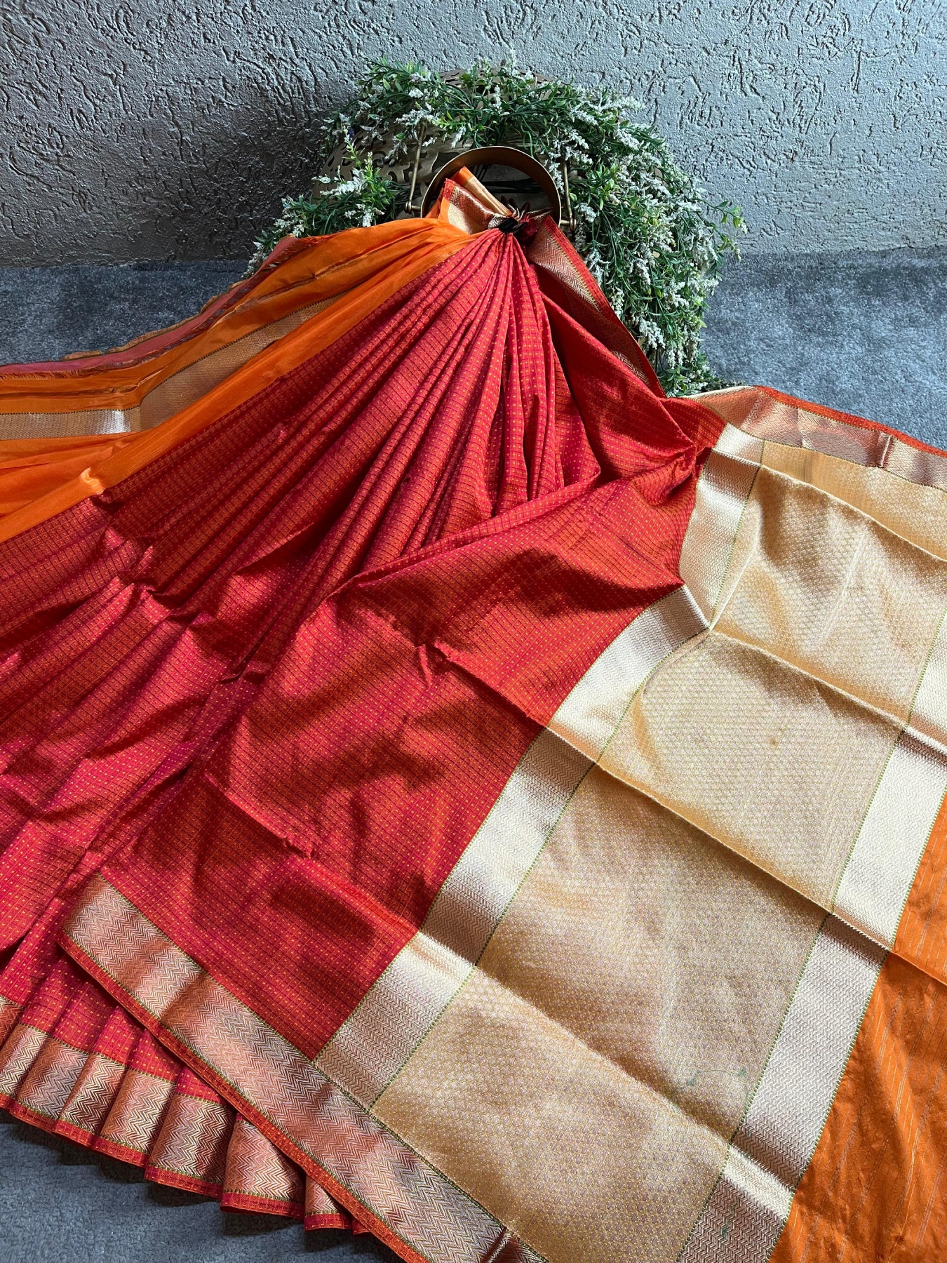ORANGE AND RED SILK PURE HANDLOOM DO RUKHI BANARASI SAREE