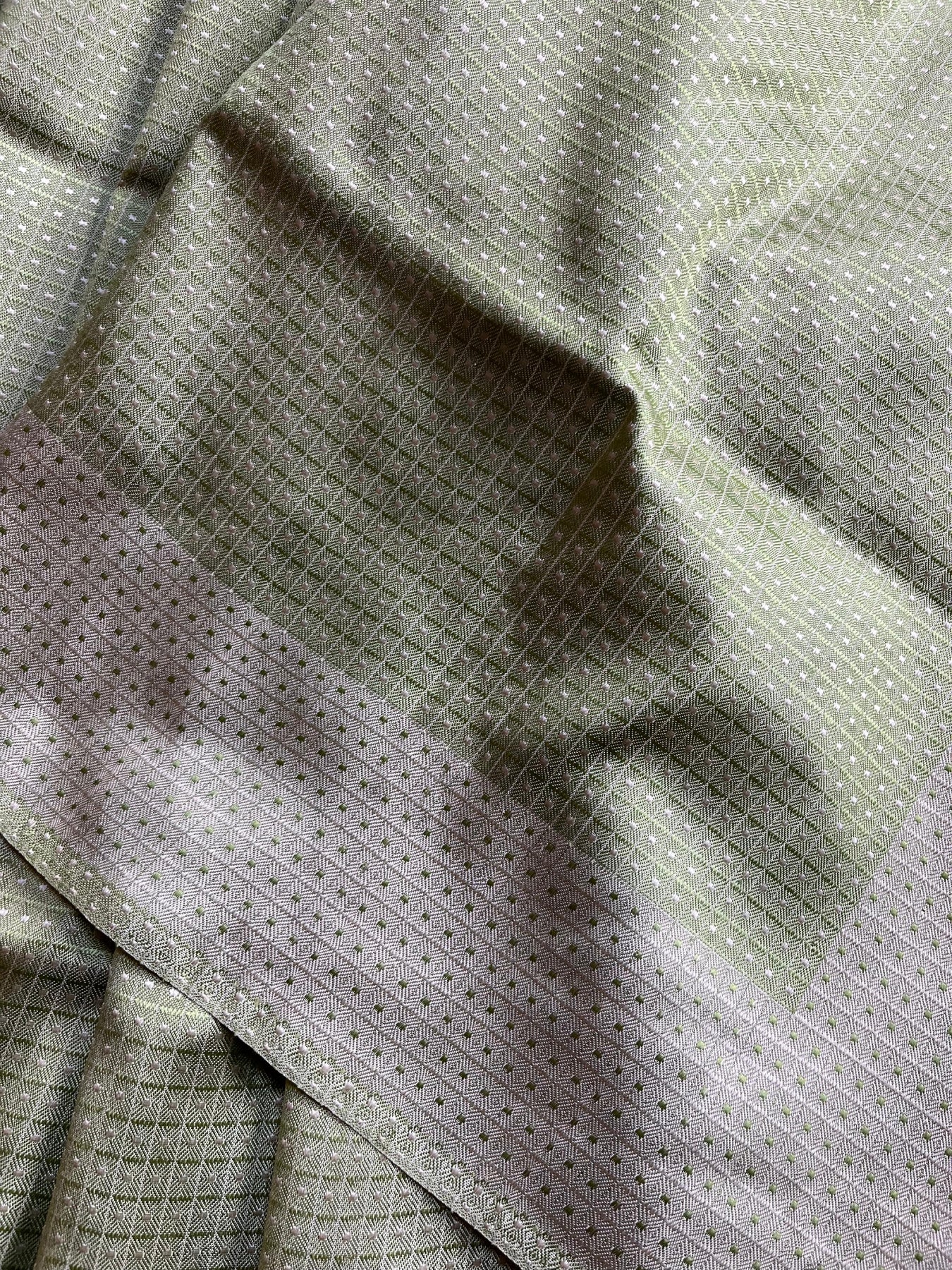 OLIVE GREEN AND WHITE SILK PURE HANDLOOM DO RUKHI BANARASI SAREE
