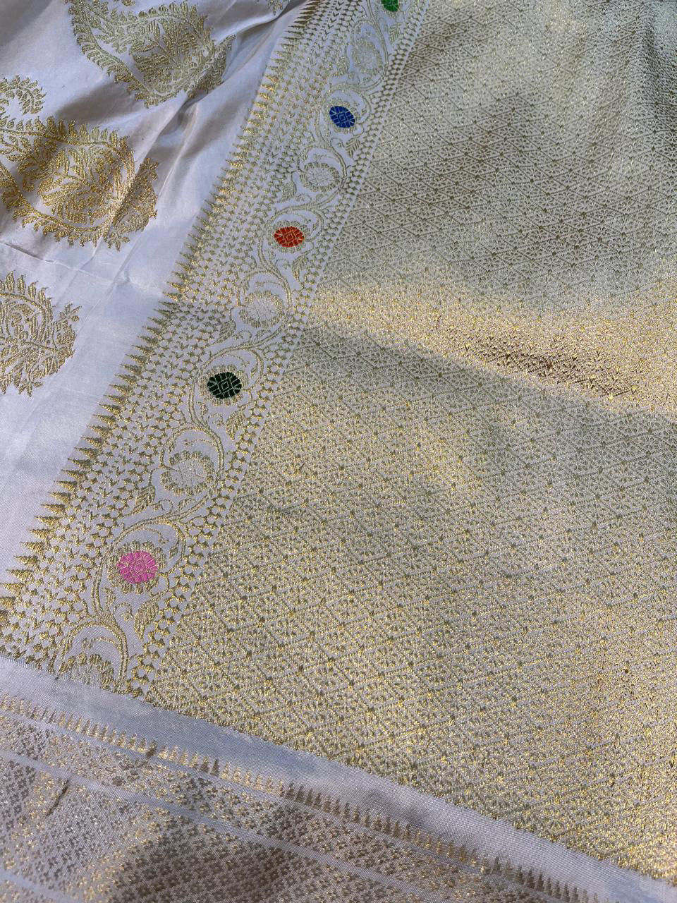IVORY WHITE SILK PURE HANDLOOM PAITHANI SAREE