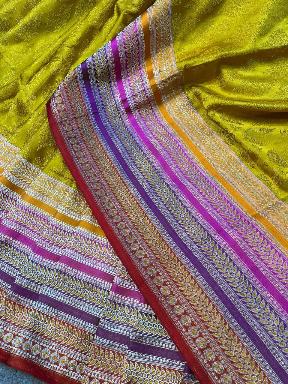YELLOW MUSHROO SILK PURE HANDLOOM BANARASI SAREE