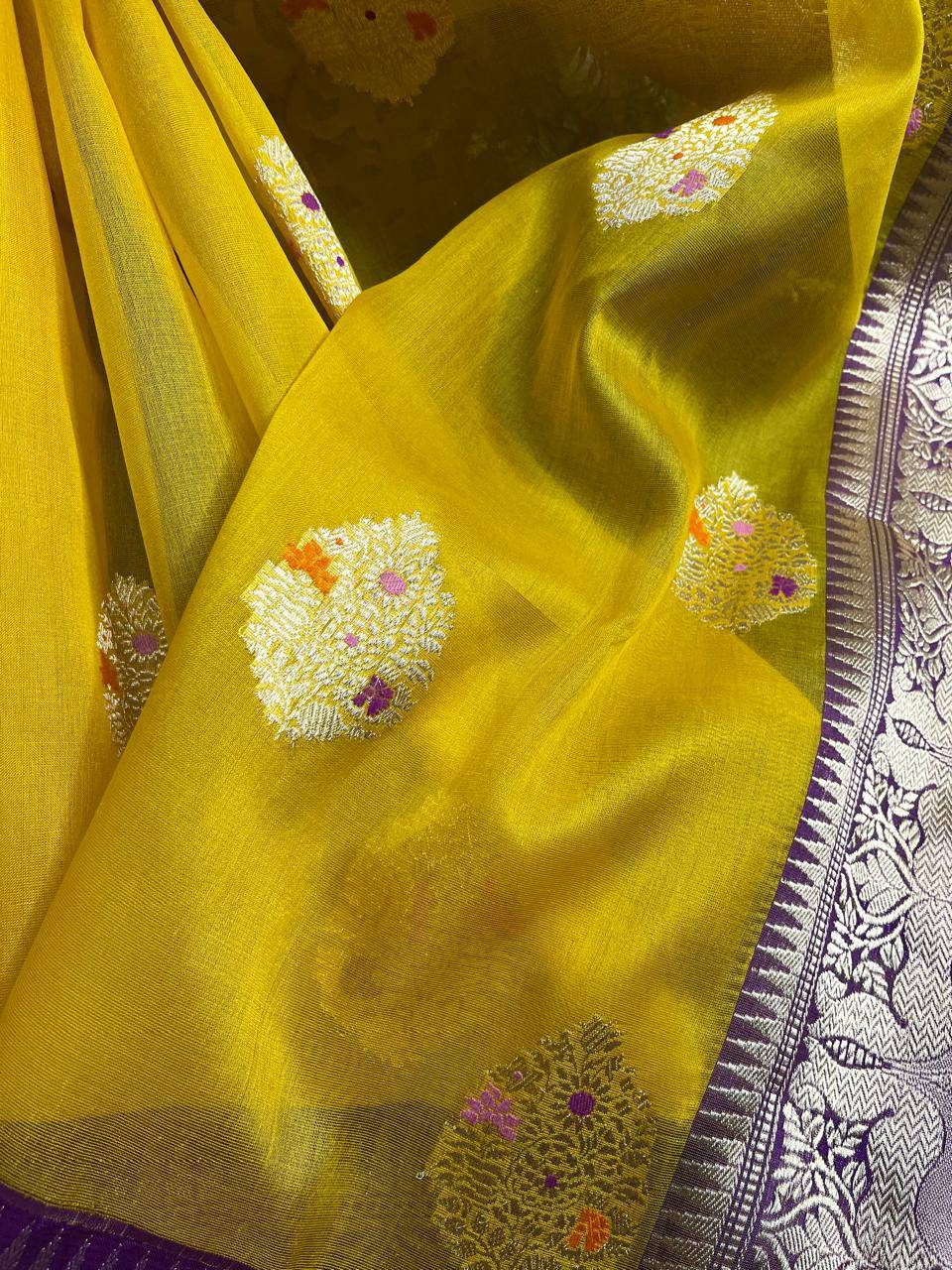 YELLOW KORA PURE HANDLOOM BANARASI SAREE