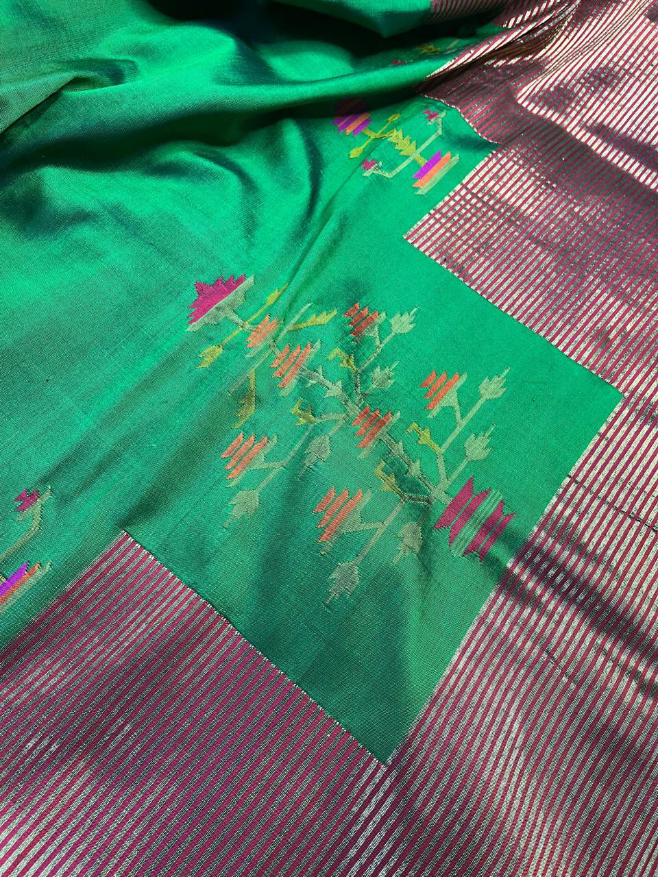 EMERALD GREEN SILK PURE HANDLOOM PAITHANI SAREE