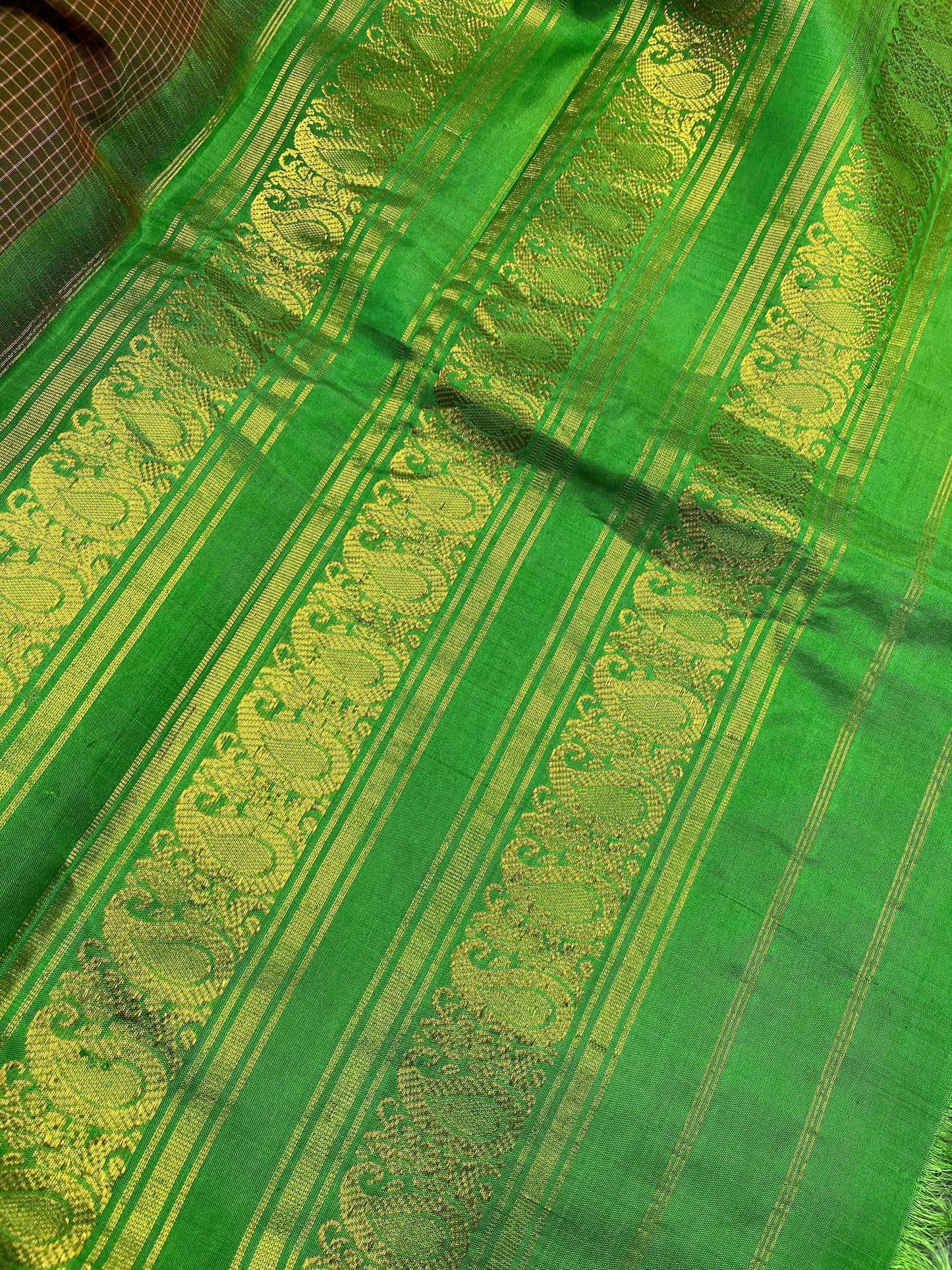 TWO TONE GREEN COTTON PURE HANDLOOM GADWAL SAREE