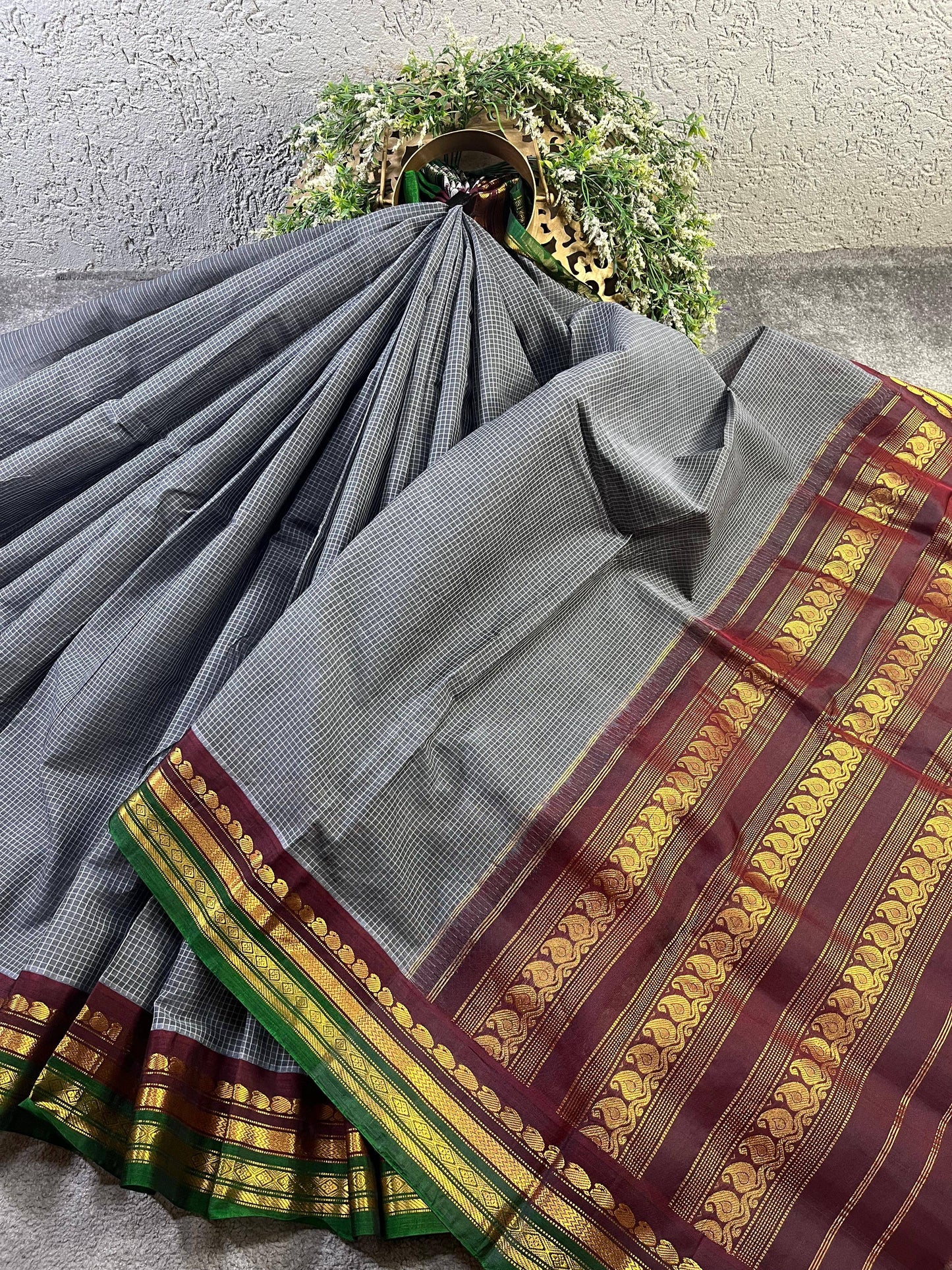 GREY COTTON PURE HANDLOOM GADWAL SAREE