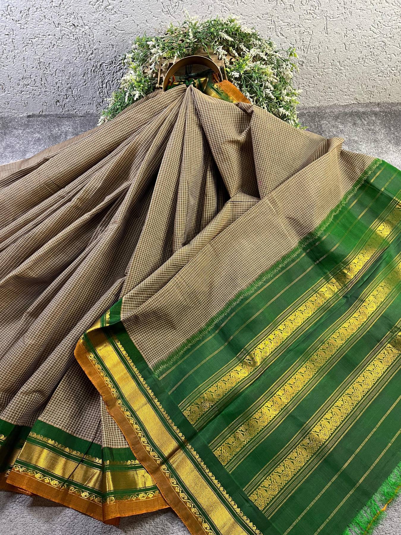 GREEN GREY COTTON PURE HANDLOOM GADWAL SAREE