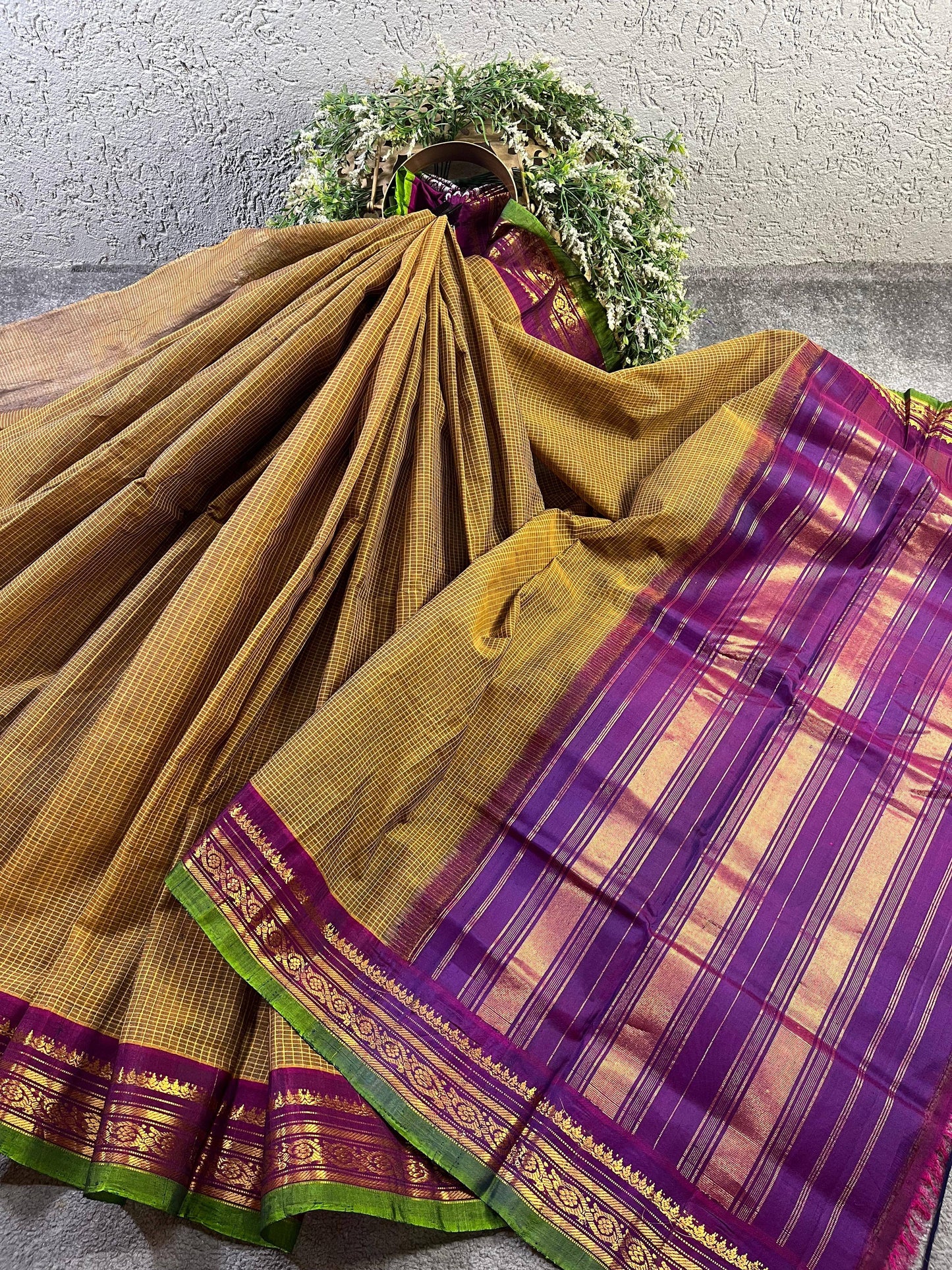 MEHENDI GREEN COTTON PURE HANDLOOM GADWAL SAREE