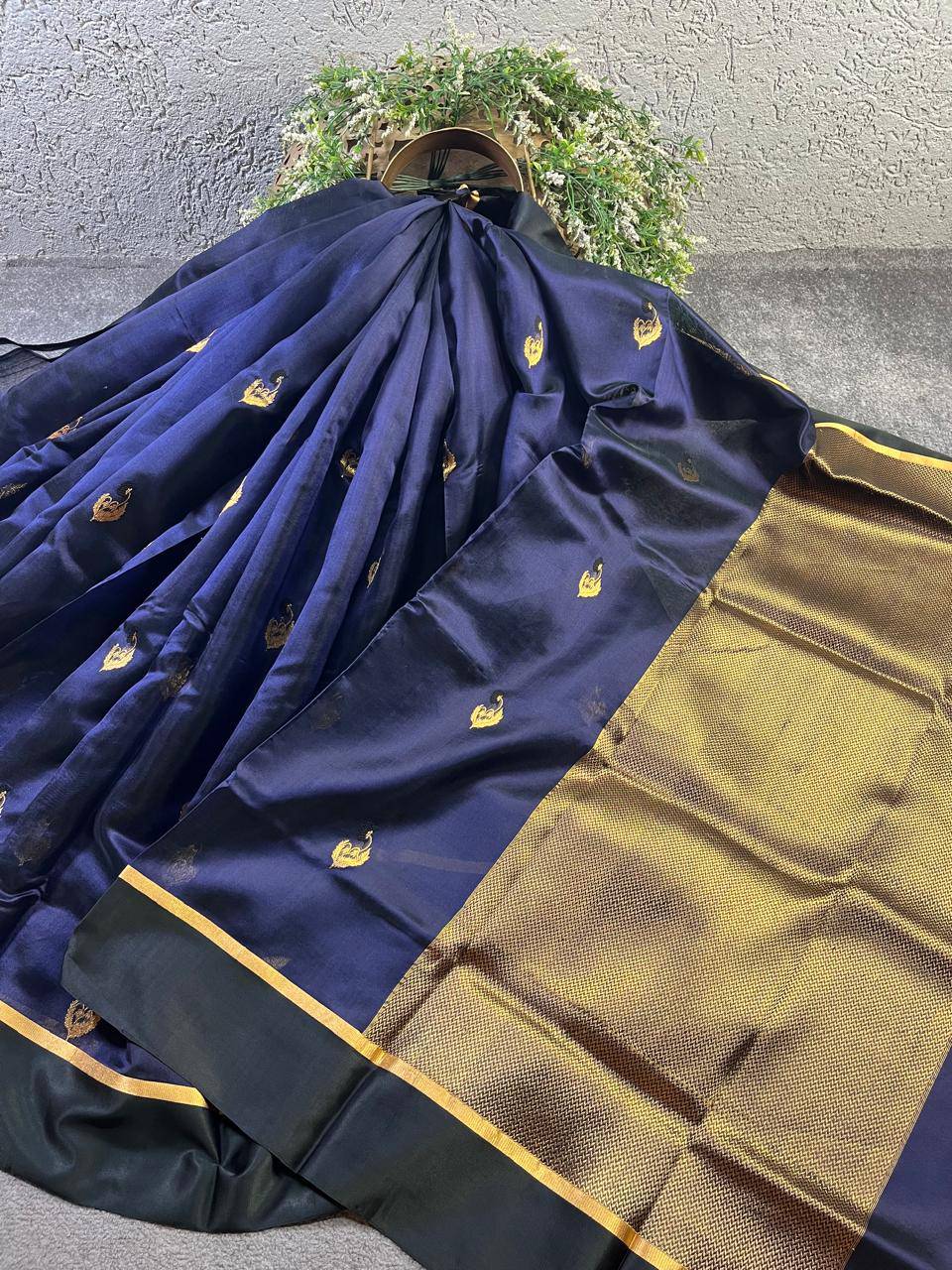 MIDNIGHT BLUE SILK PURE HANDLOOM CHANDERI SAREE