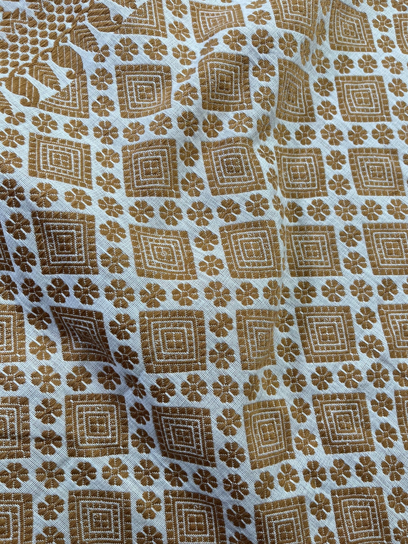 WHITE COTTON PURE HANDLOOM ASSAMESE SAREE