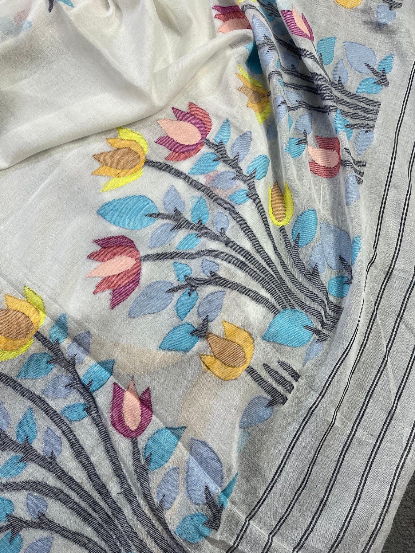 WHITE COTTON PURE HANDLOOM JAMDANI SAREE