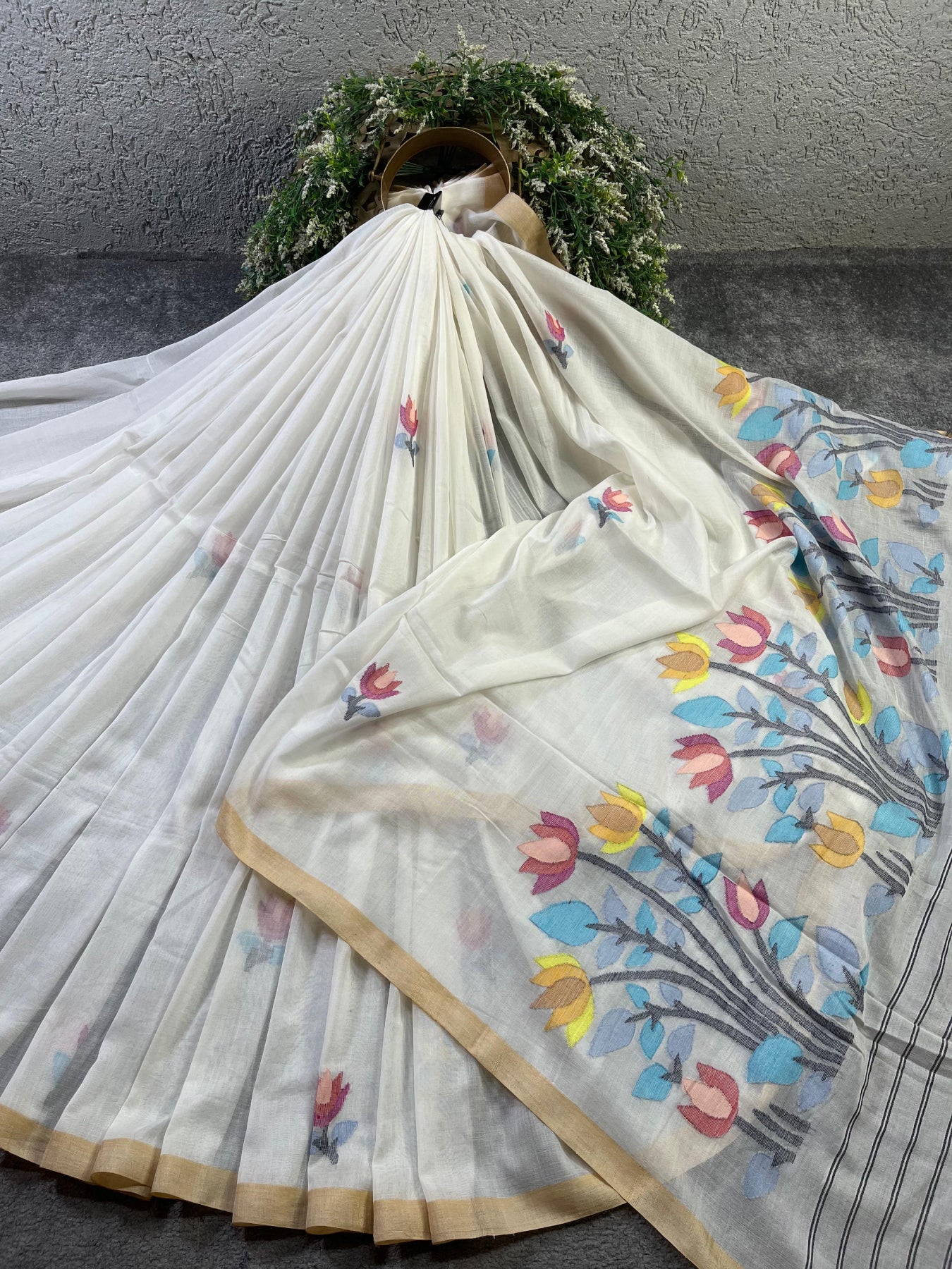 WHITE COTTON PURE HANDLOOM JAMDANI SAREE