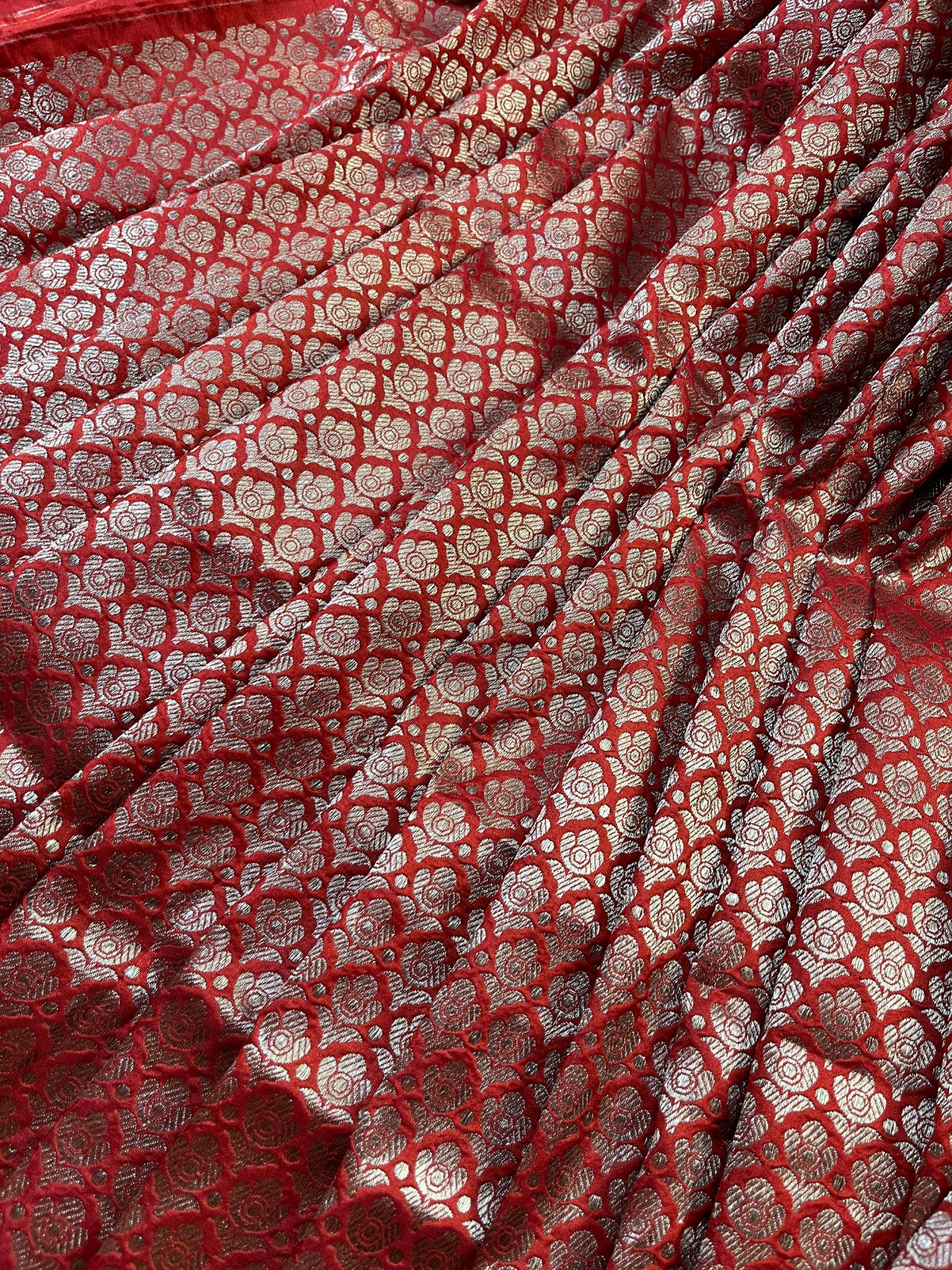 RED SILK PURE HANDLOOM BANARASI SAREE