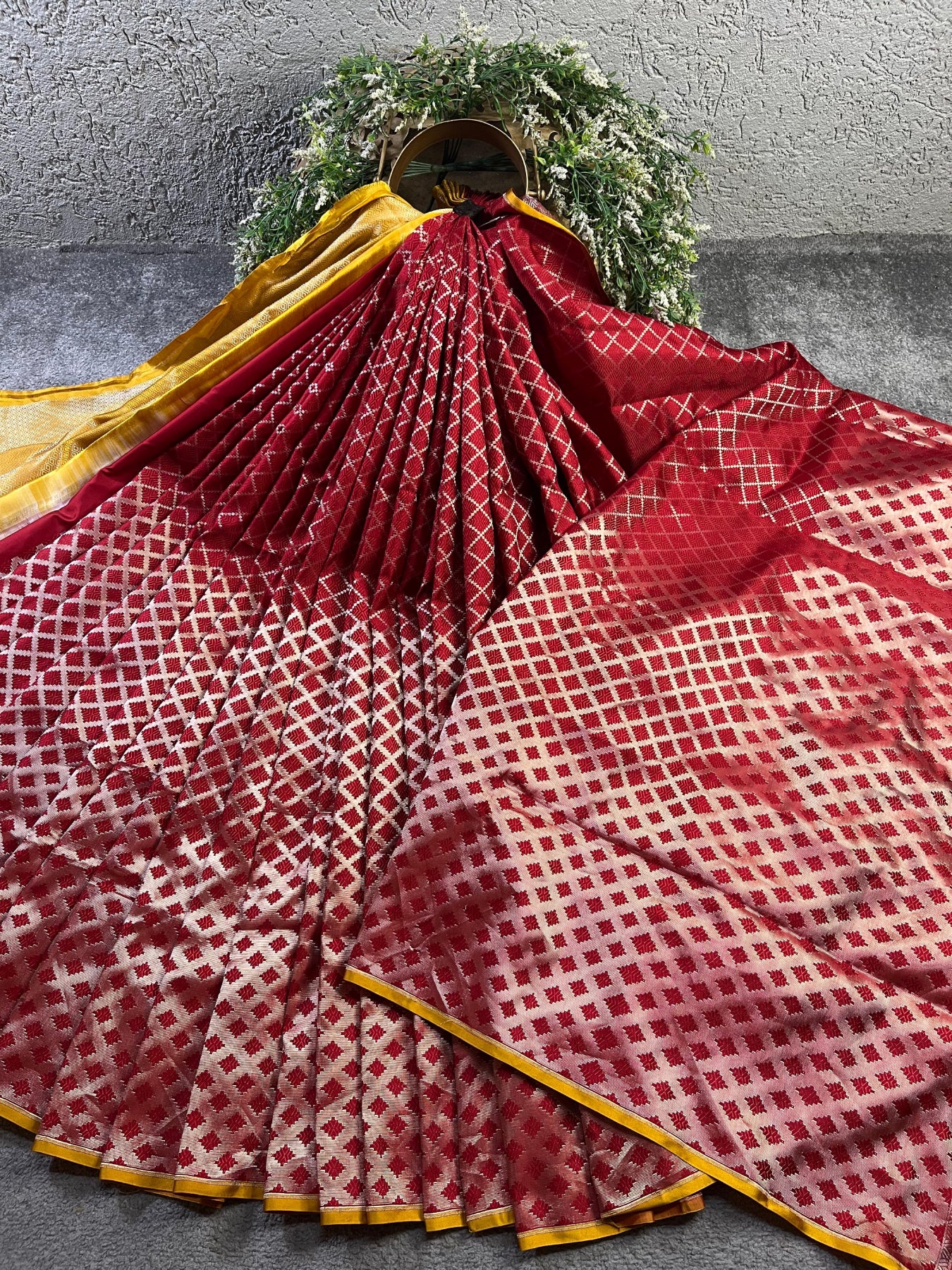 RED SILK PURE HANDLOOM BANARASI SAREE