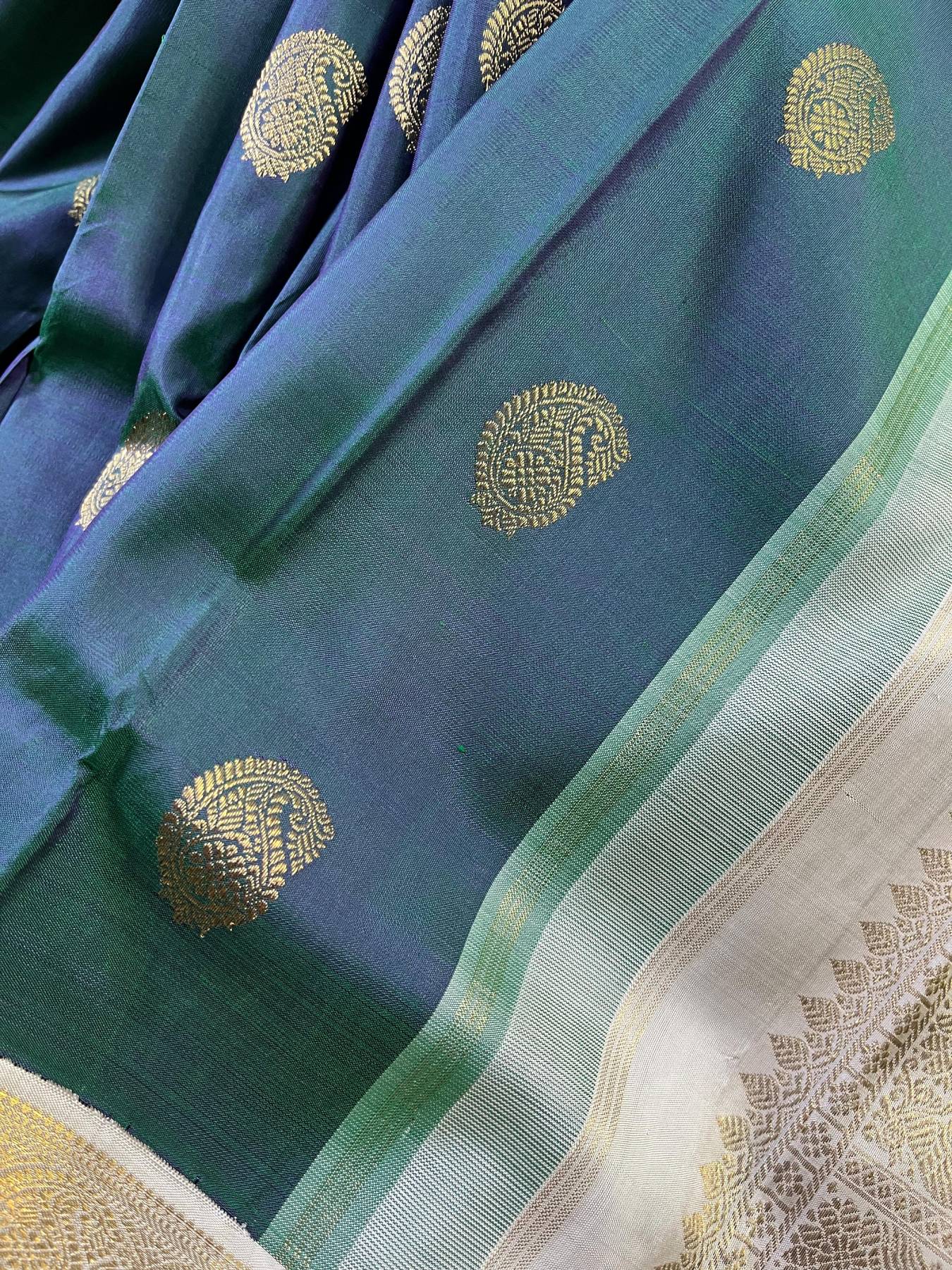 PEACOCK GREEN SILK PURE HANDLOOM KANJIVARAM SAREE