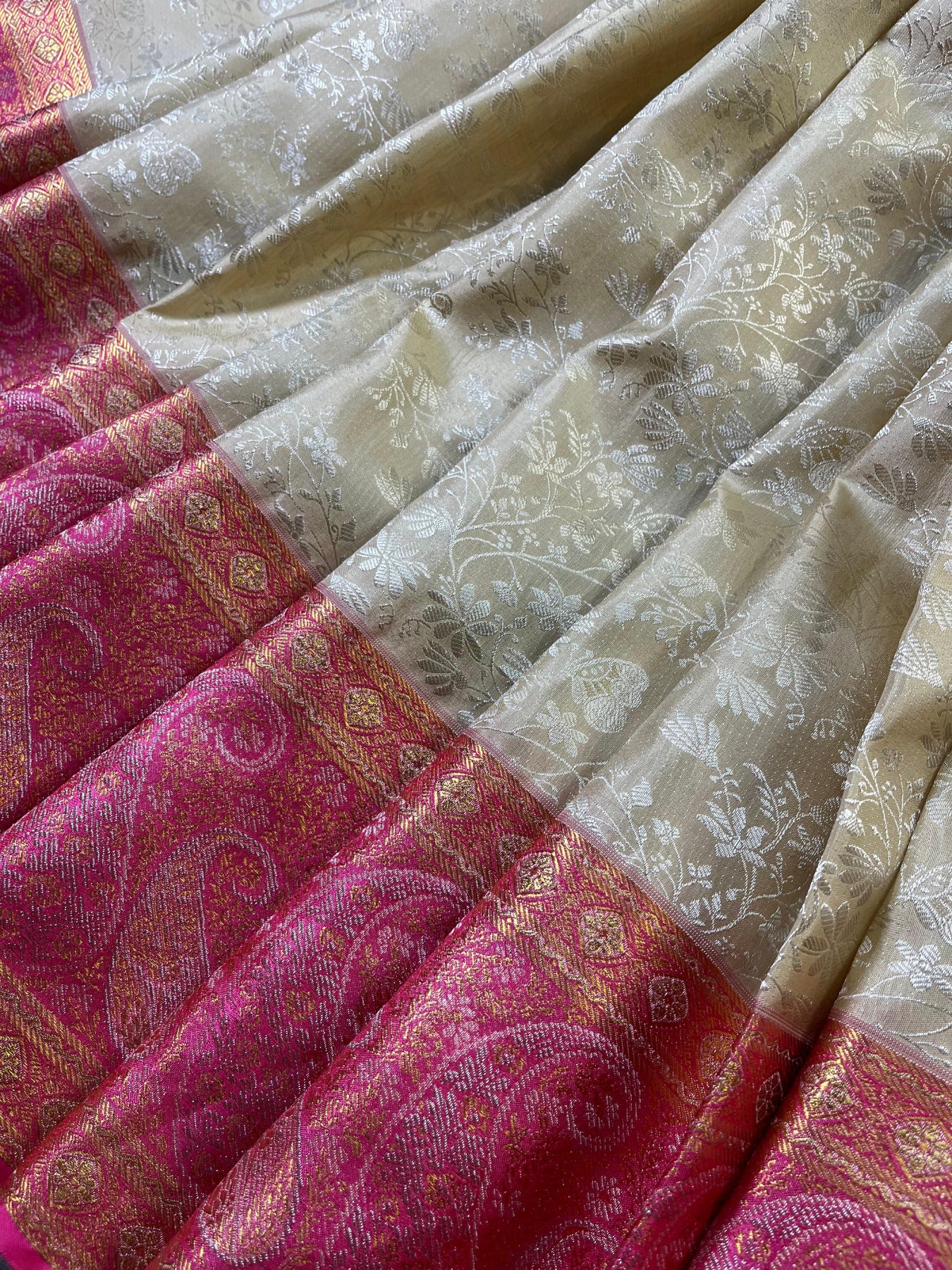 IVORY SILK PURE HANDLOOM KANJIVARAM SAREE