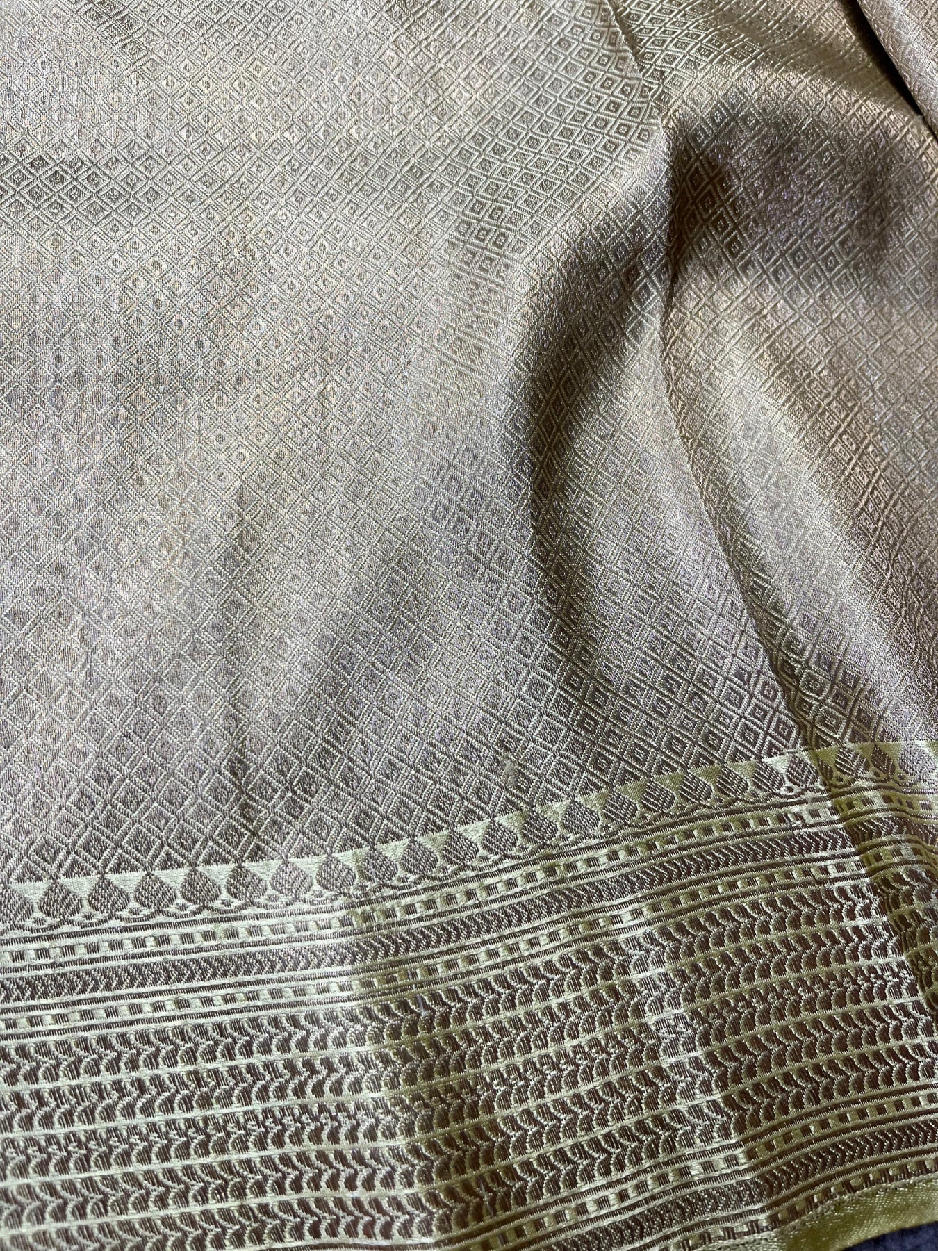 LIGHT YELLOW SATIN SILK PURE HANDLOOM BANARASI SAREE