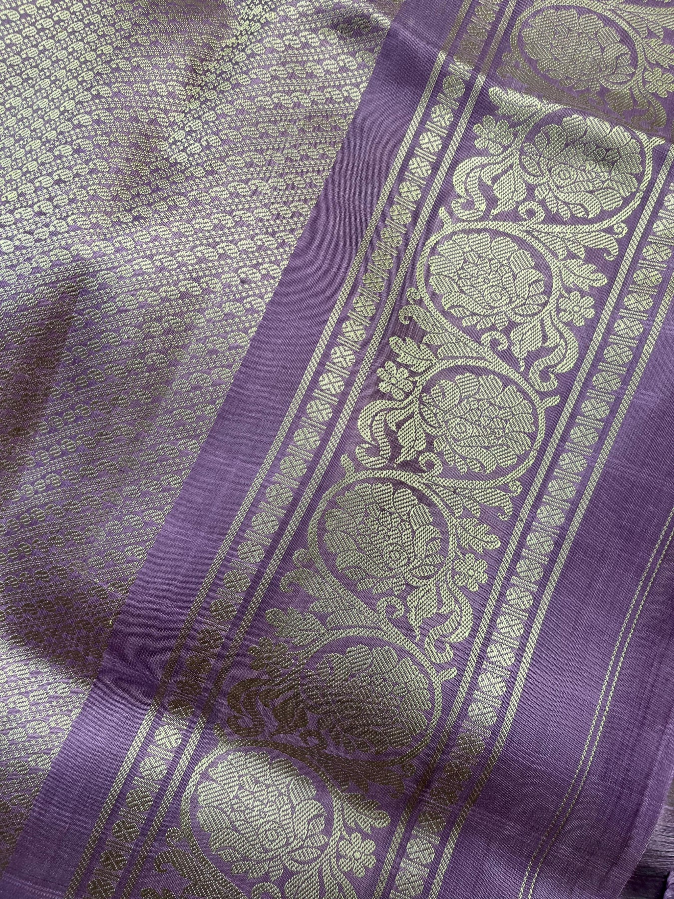 LIGHT PISTA SILK PURE HANDLOOM GADWAL SAREE