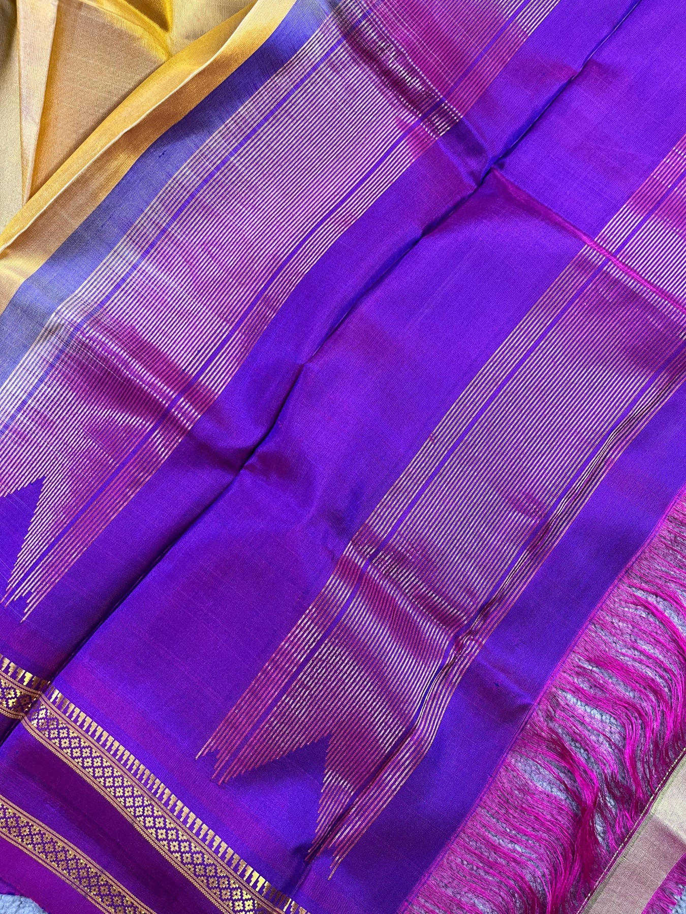 BEIGE SILK PURE HANDLOOM GADWAL DUPATTA