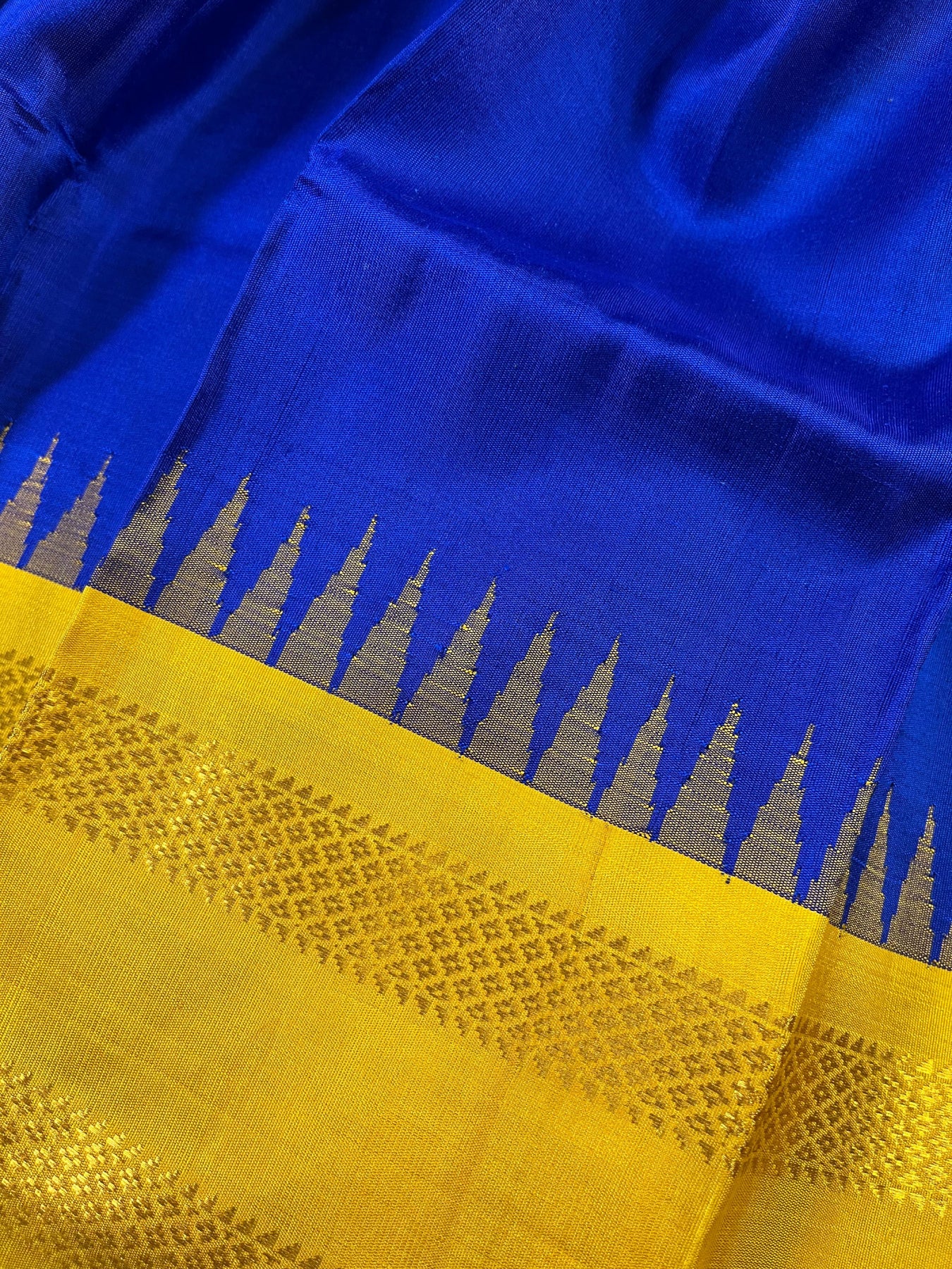 BLUE SILK PURE HANDLOOM GADWAL DUPATTA