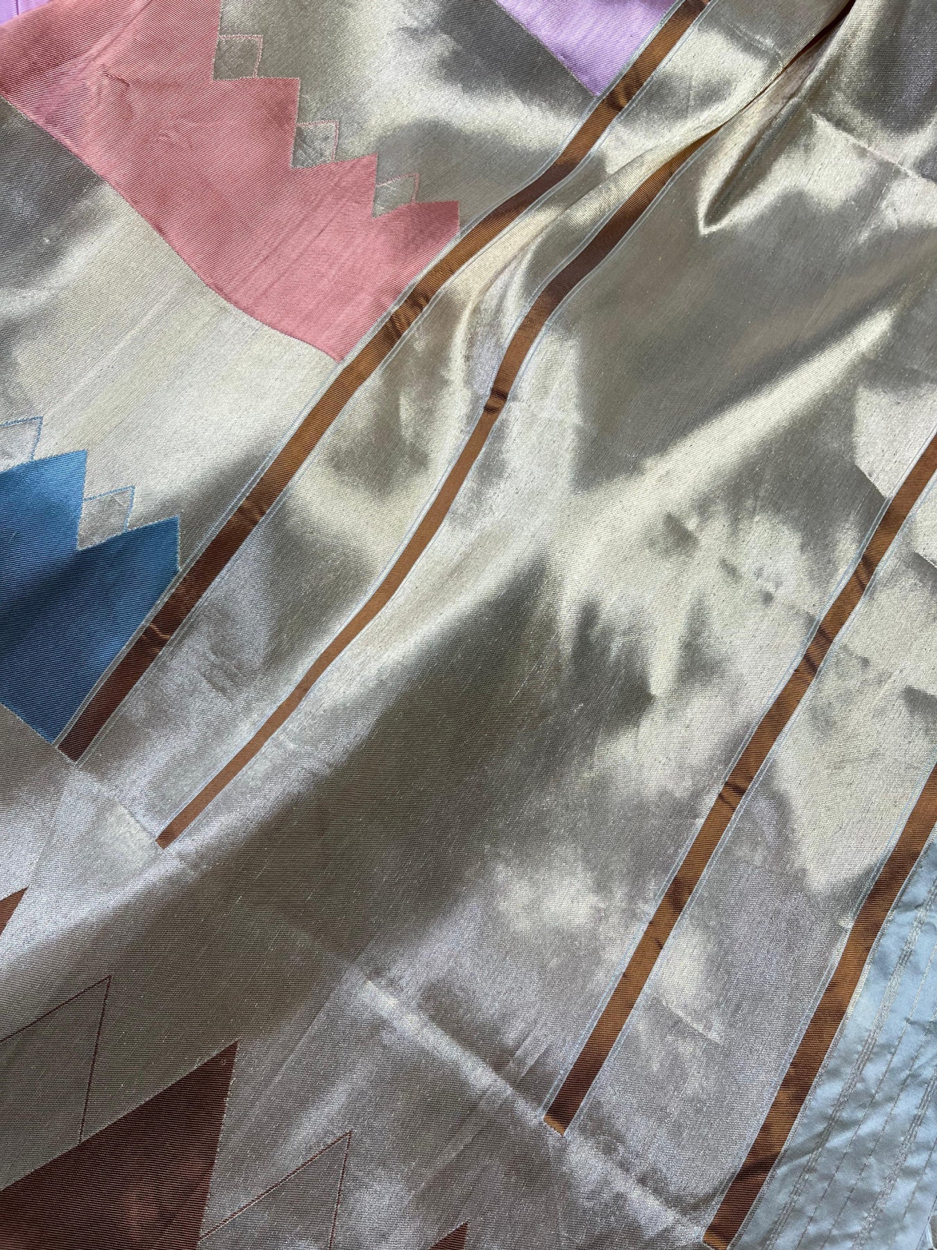 PEARL WHITE TISSUE SILK HANDLOOM BANARASI SAREE