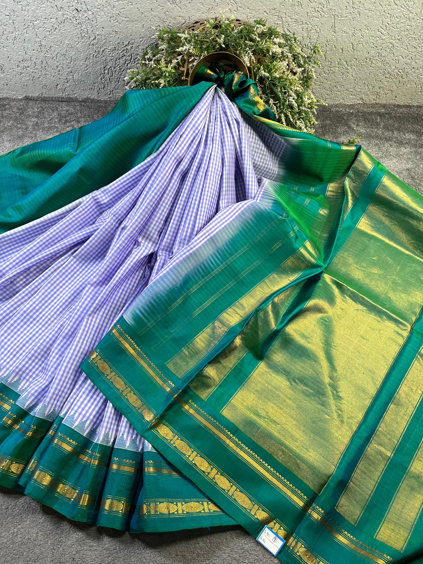 LAVENDER SILK PURE HANDLOOM GADWAL SAREE
