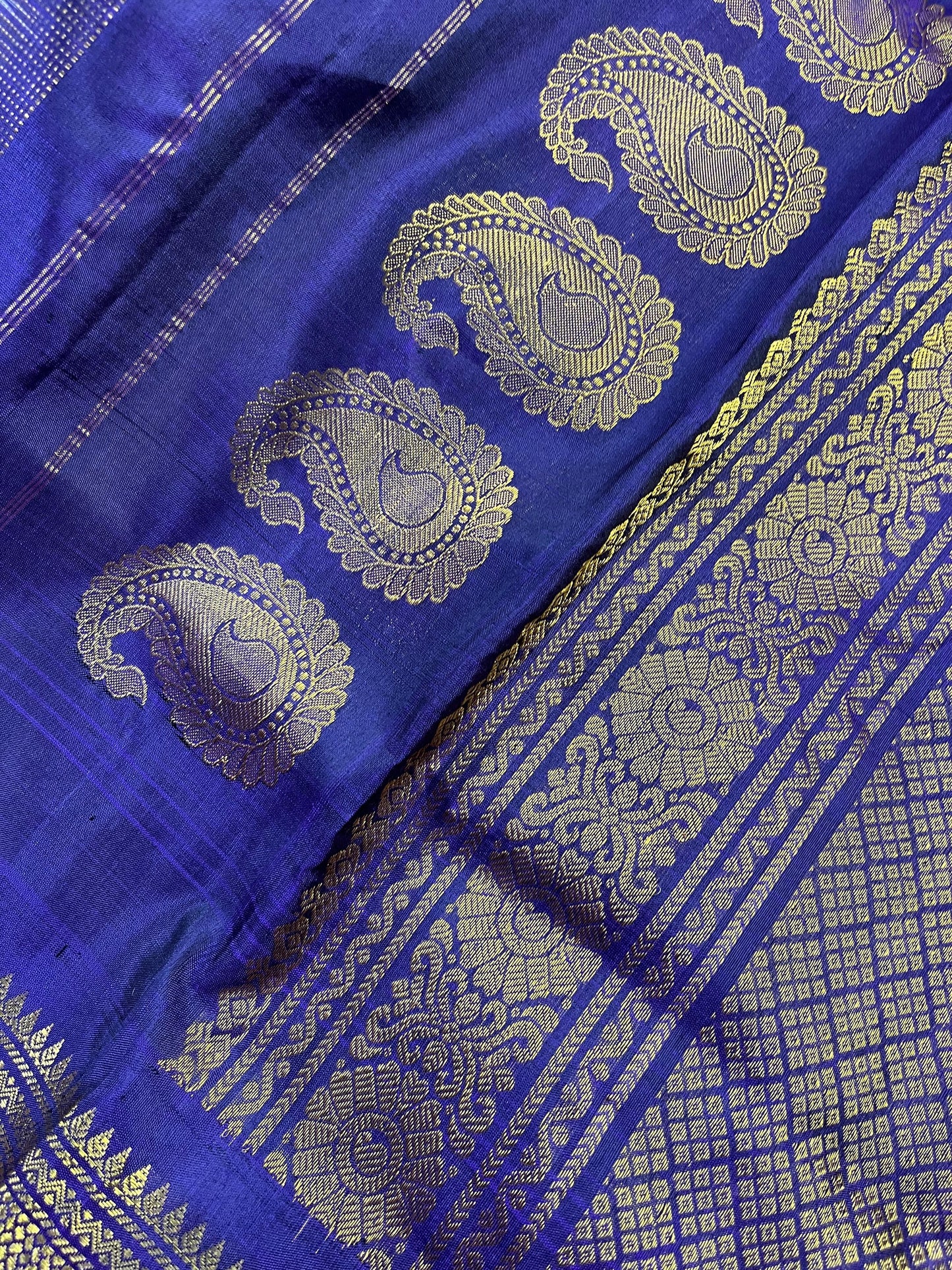 OFF WHITE SILK PURE HANDLOOM GADWAL SAREE