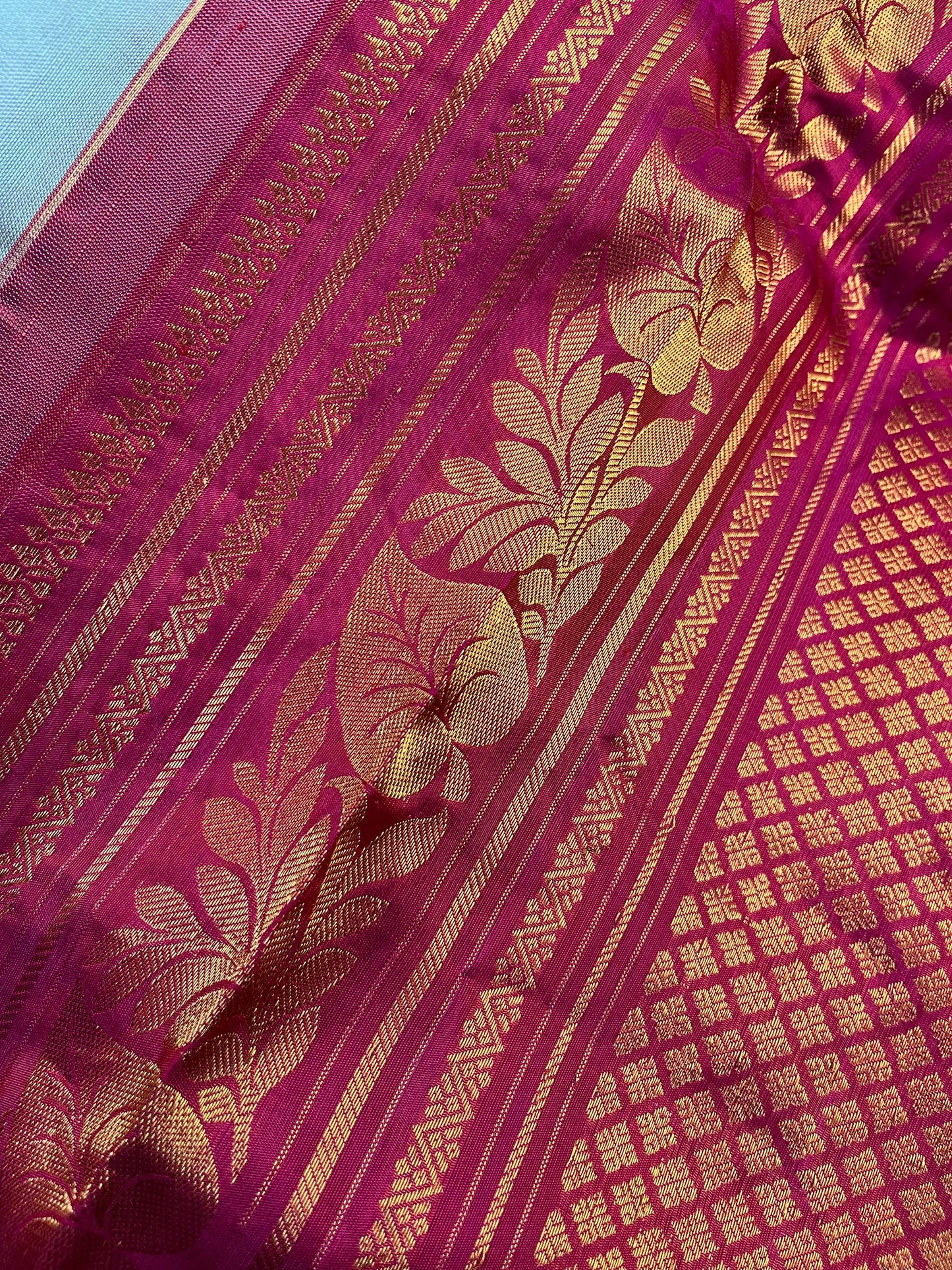 ICE BLUE SILK PURE HANDLOOM GADWAL SAREE