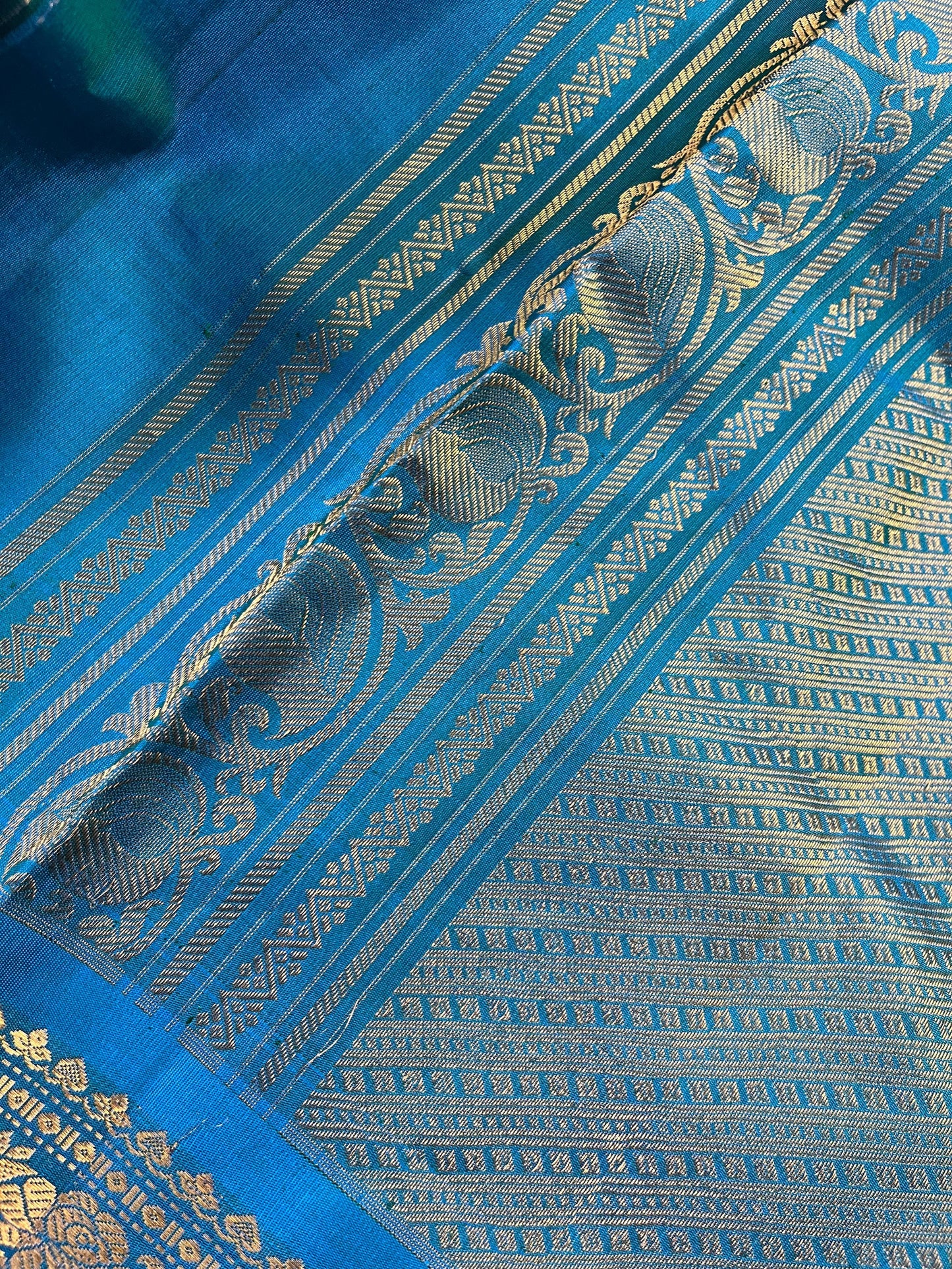 TEAL GREEN SILK PURE HANDLOOM GADWAL SAREE