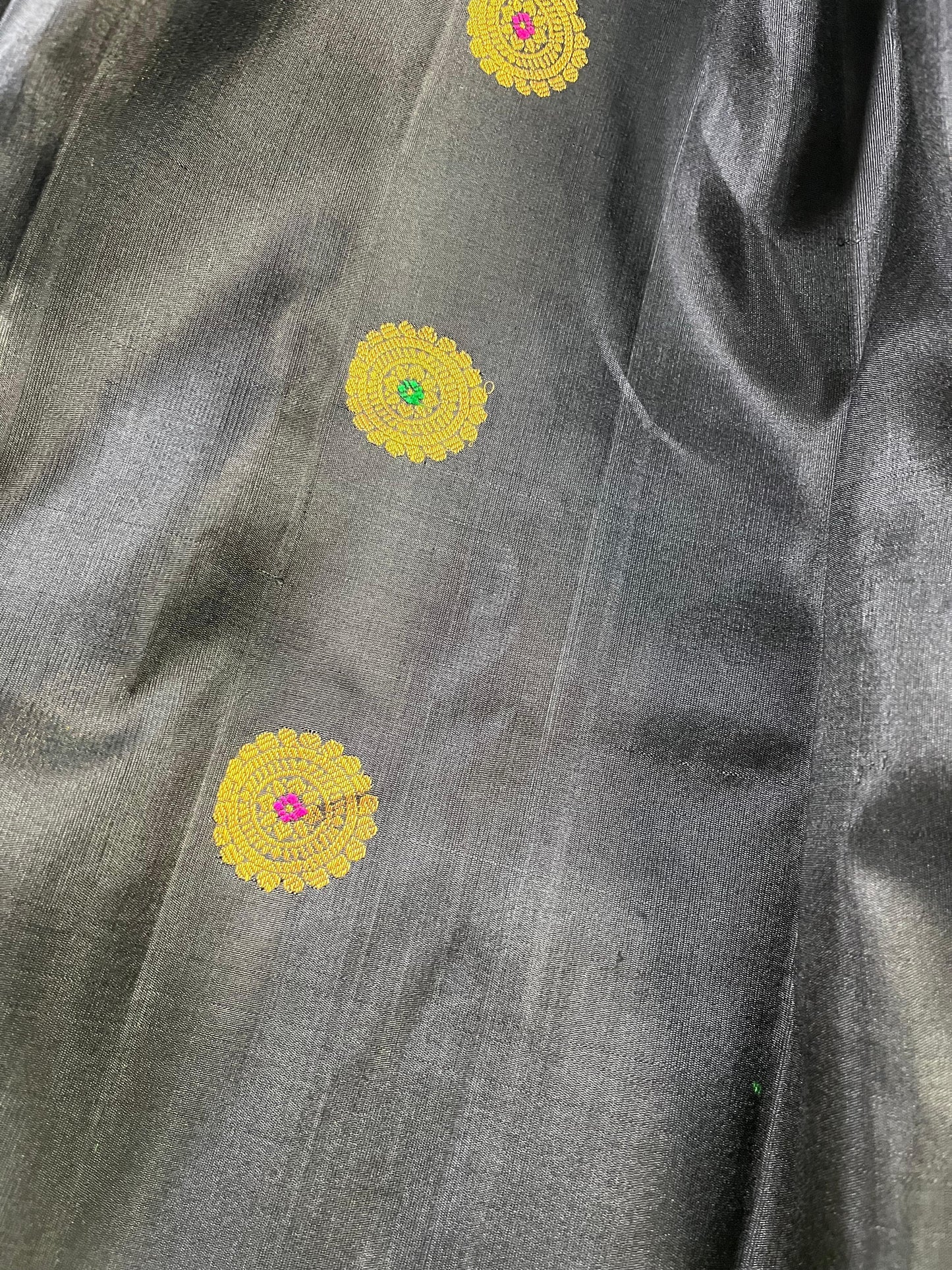 BLACK SILK PURE HANDLOOM GADWAL SAREE