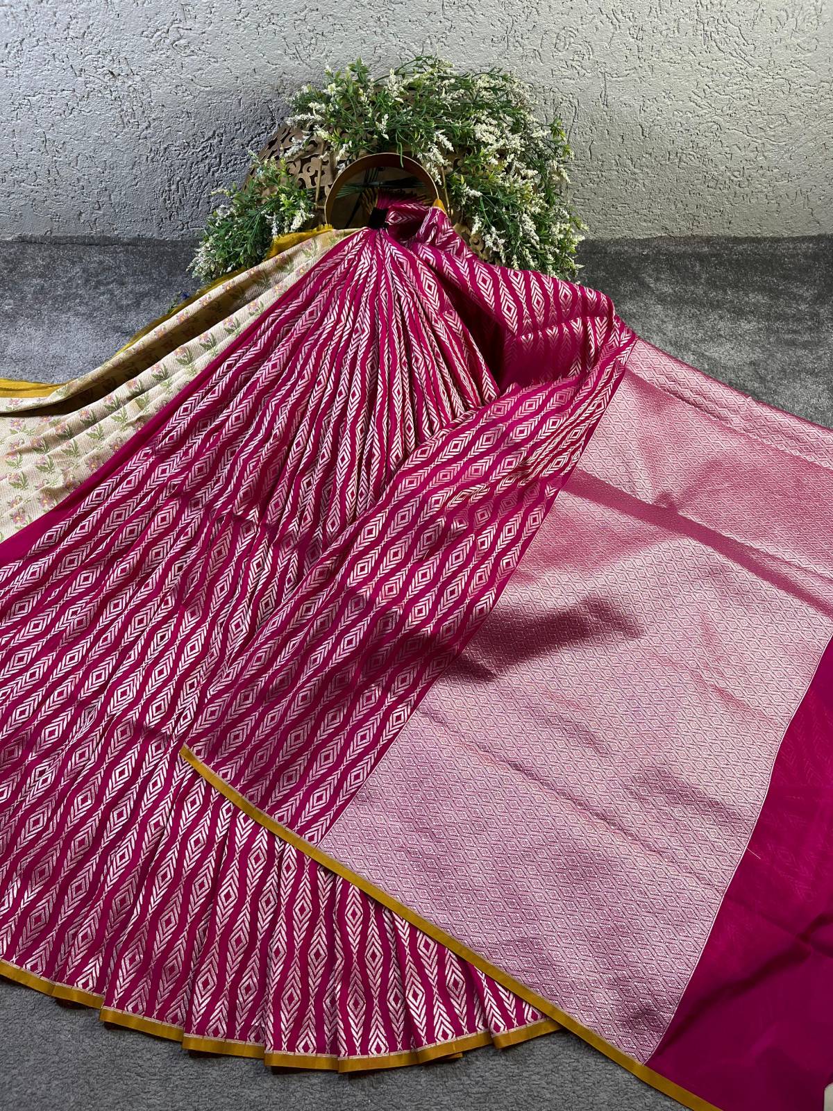 MAJENTA PINK SILK PURE HANDLOOM BANARASI SAREE