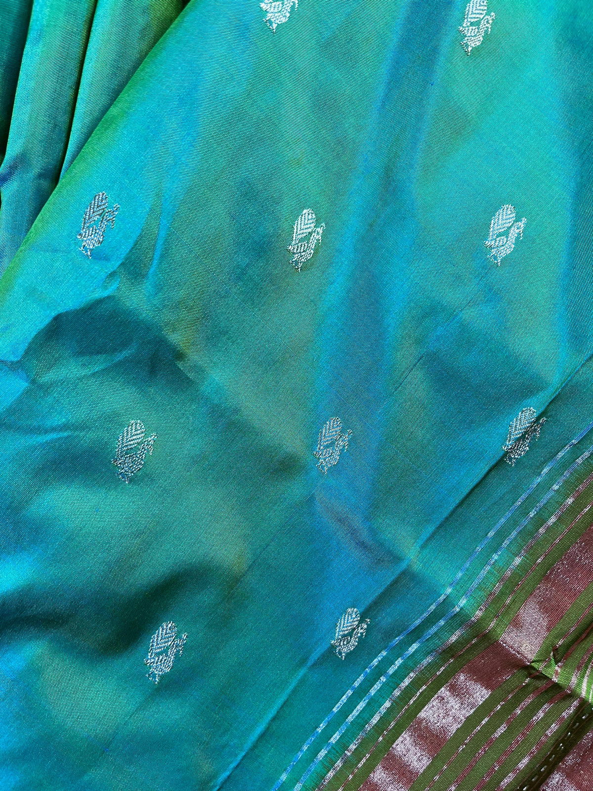 TWO TONE GREEN SILK PURE HANDLOOM PAITHANI SAREE