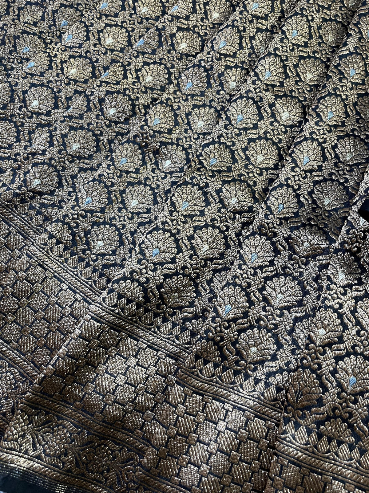 BLACK SILK PURE HANDLOOM BANARASI SAREE