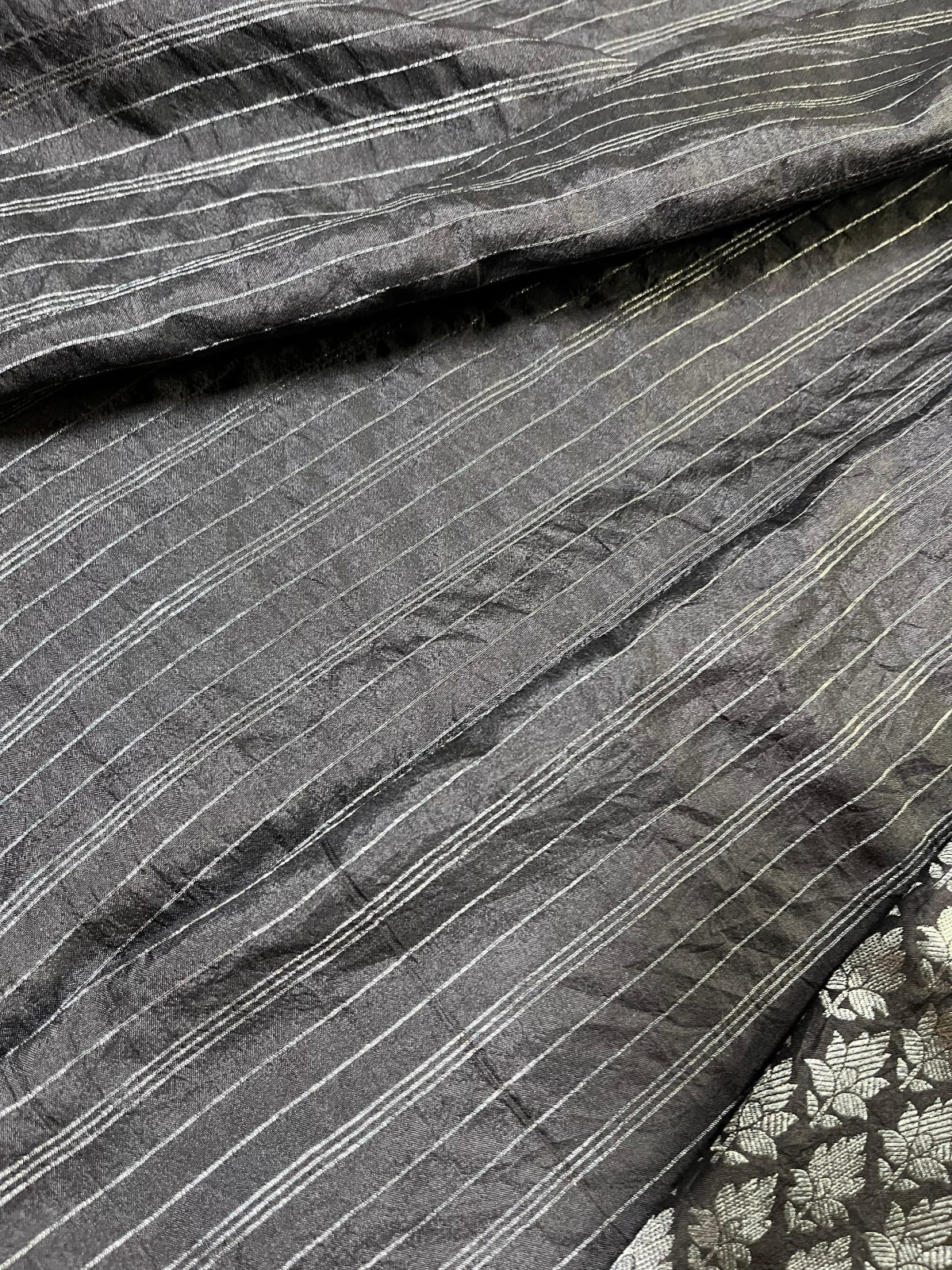 BLACK SILK PURE HANDLOOM BANARASI SAREE