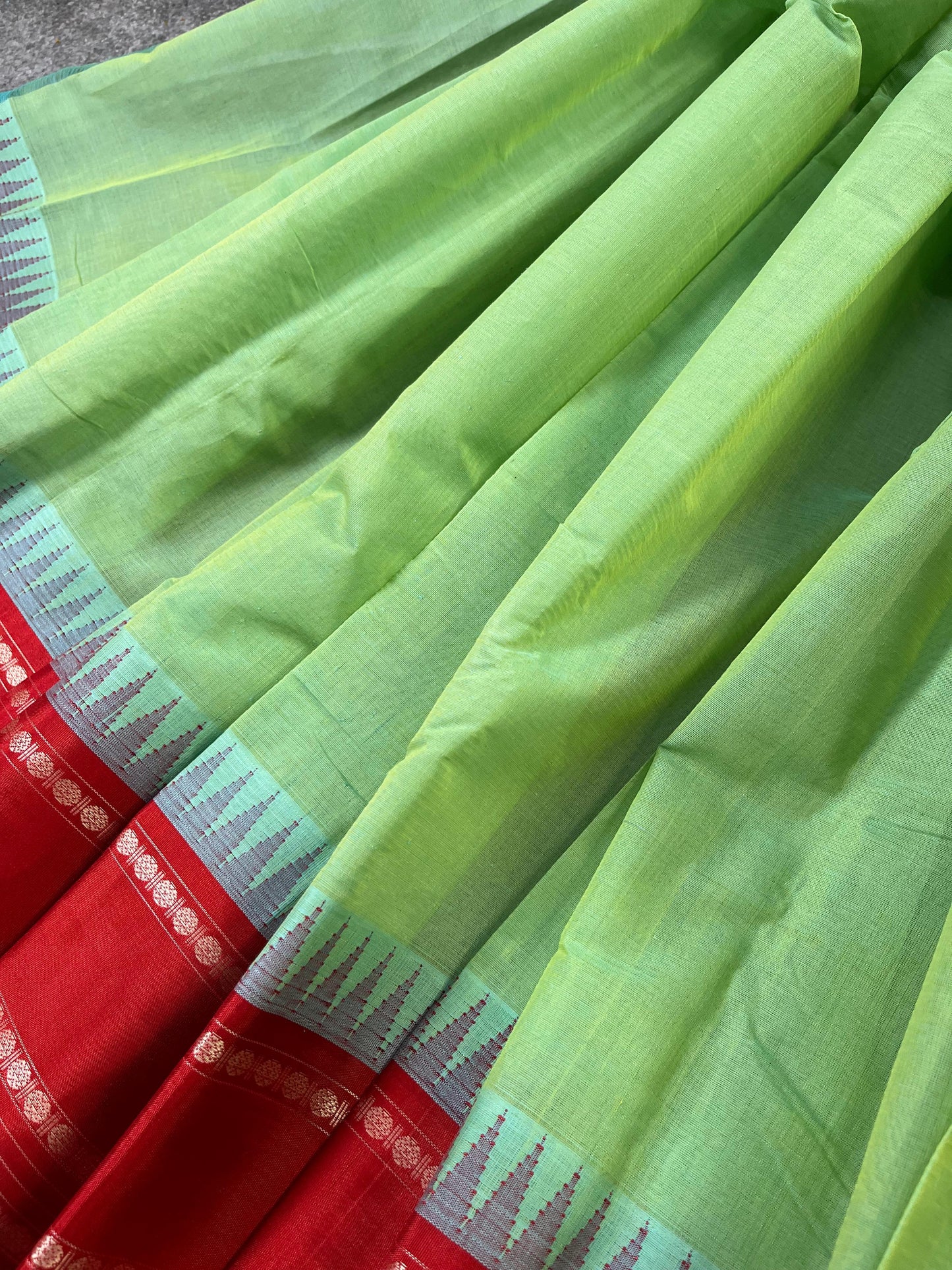 GREEN COTTON PURE HANDLOOM KANJIVARAM SAREE