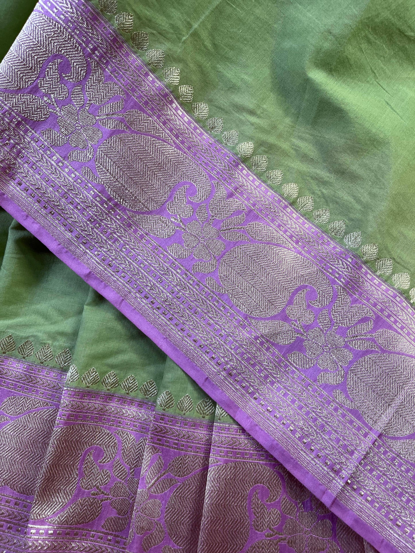 PISTA GREEN COTTON PURE HANDLOOM BANARASI SAREE