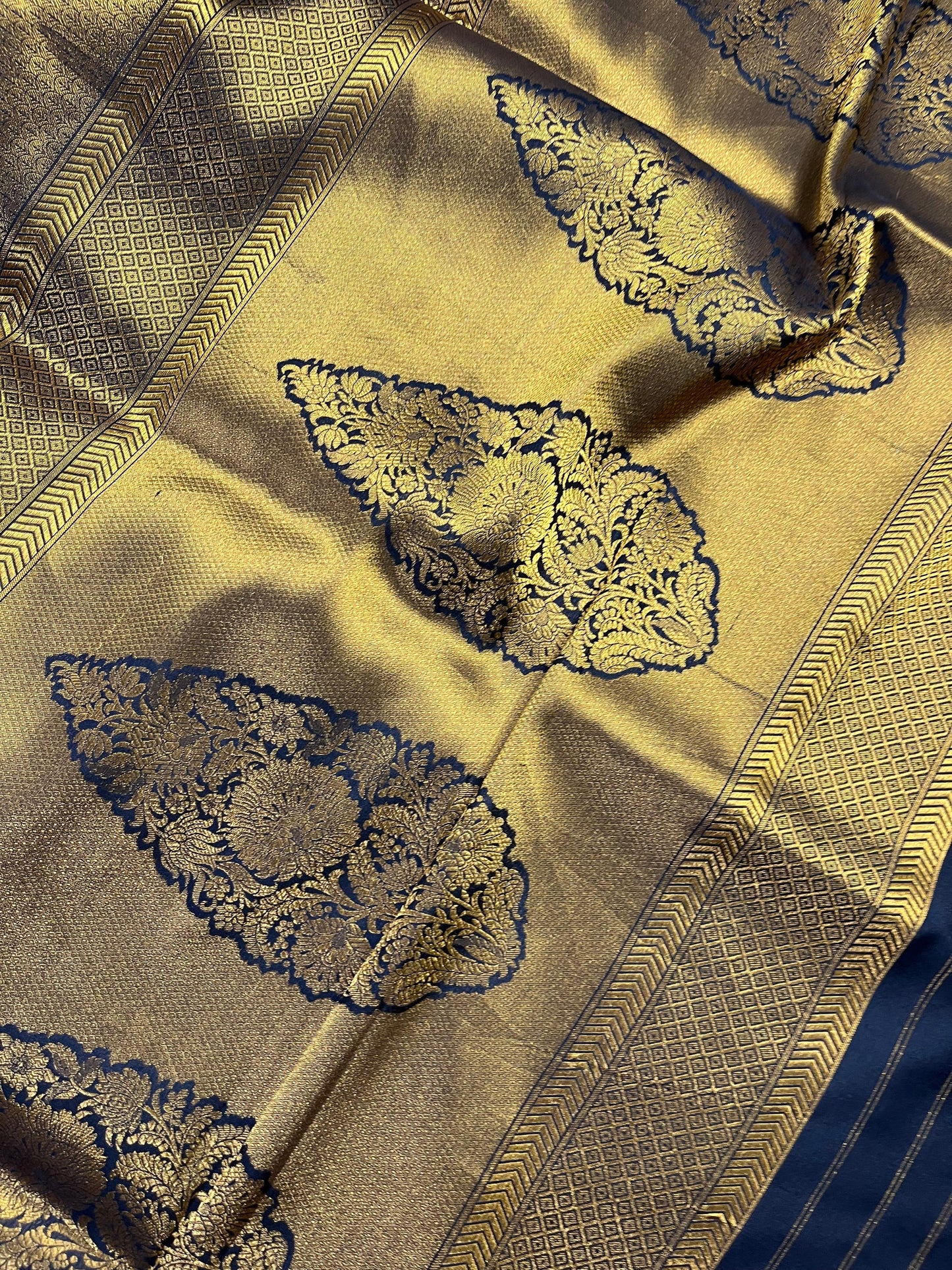GOLD KATAN TISSUE PURE HANDLOOM BANARASI SAREE