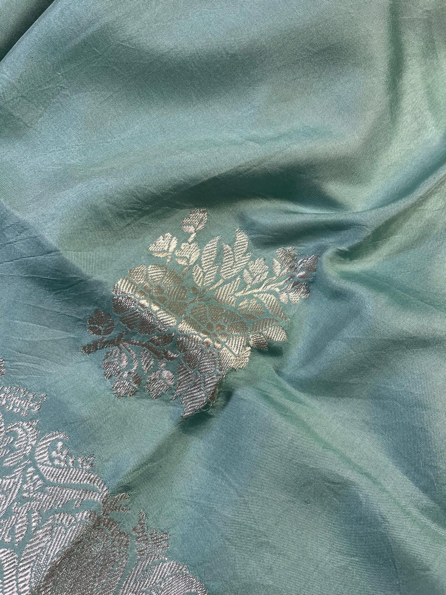 ICE BLUE DOUBLE SILK PURE HANDLOOM BANARASI SAREE