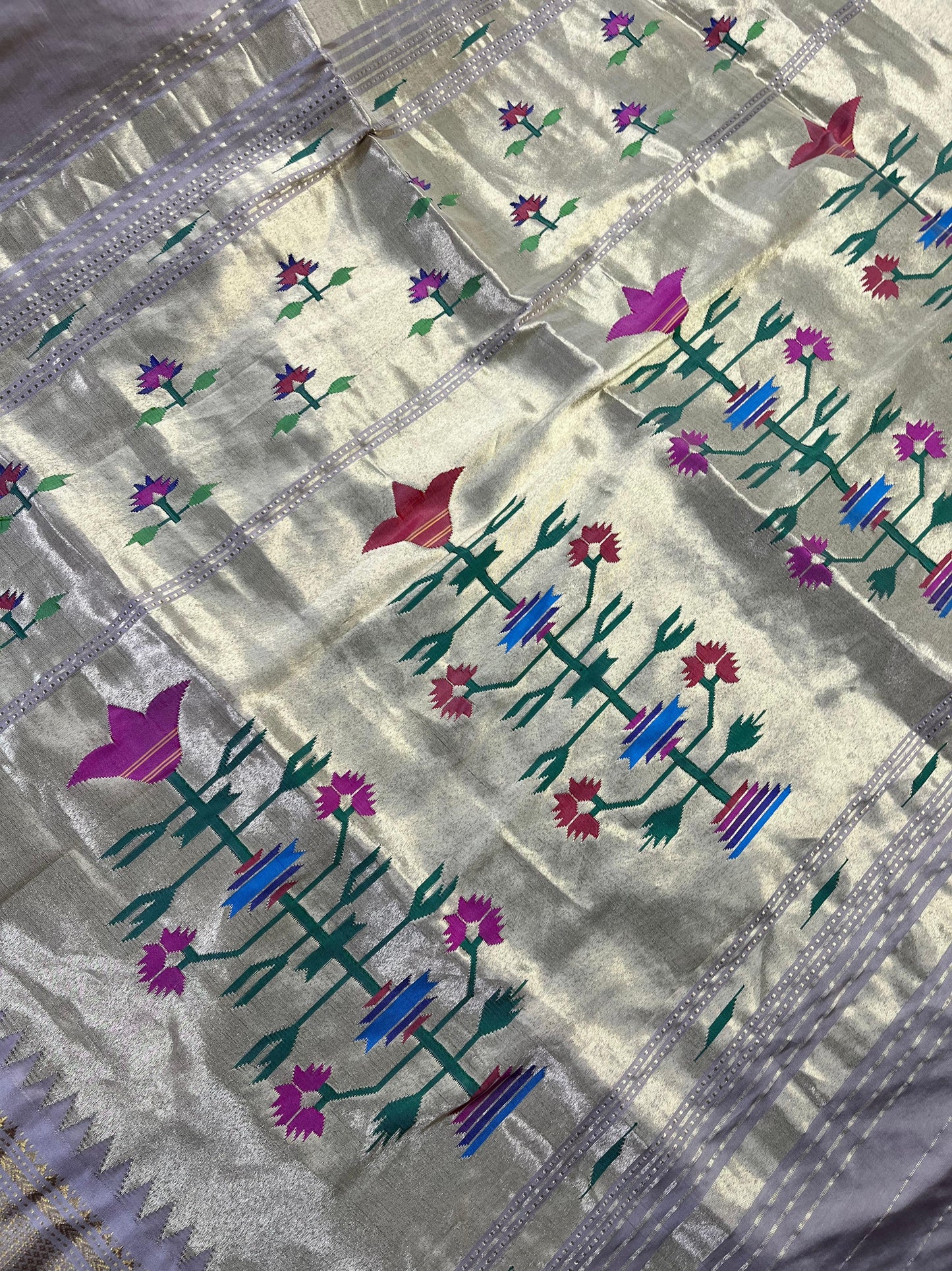 BEIGE SILK PURE HANDLOOM PAITHANI SAREE