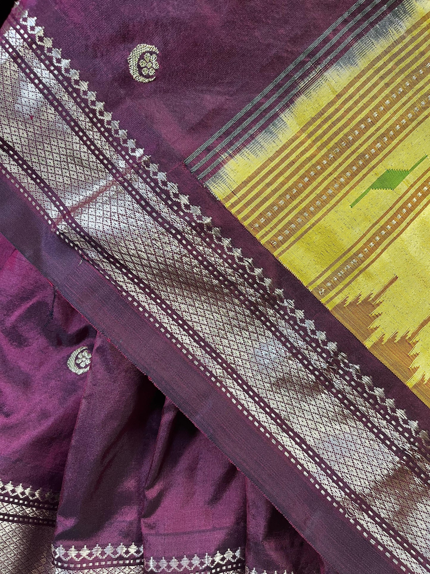 DARK MAROON SILK PURE HANDLOOM PAITHANI SAREE