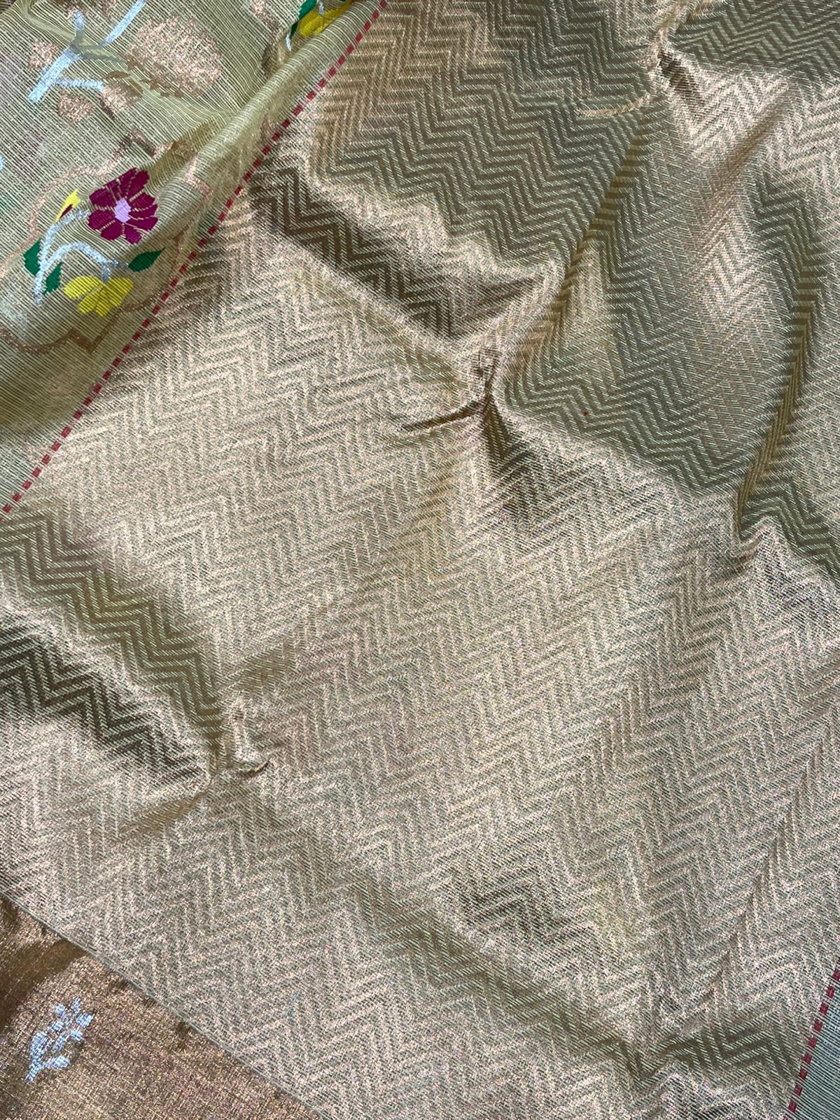 GOLDEN BEIGE PURE HANDLOOM KOTA DORIA SAREE